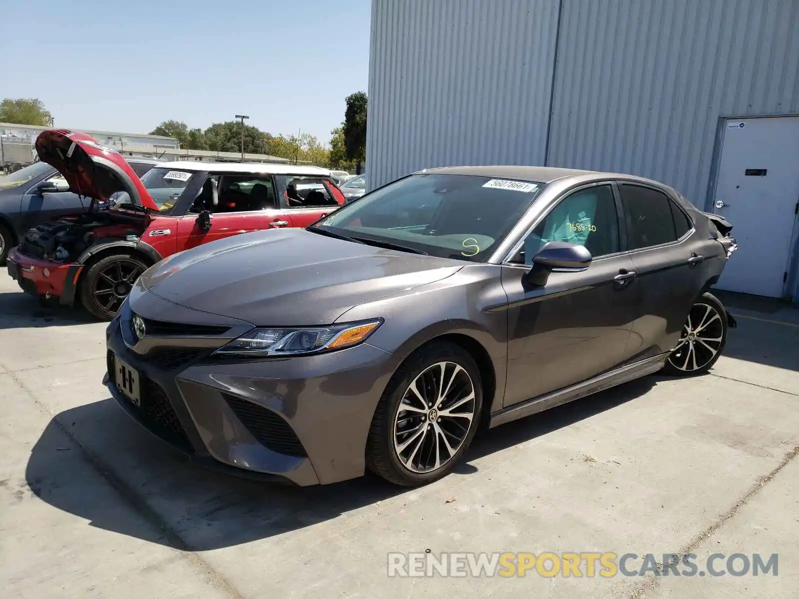 2 Photograph of a damaged car 4T1M11BK2LU005745 TOYOTA CAMRY 2020