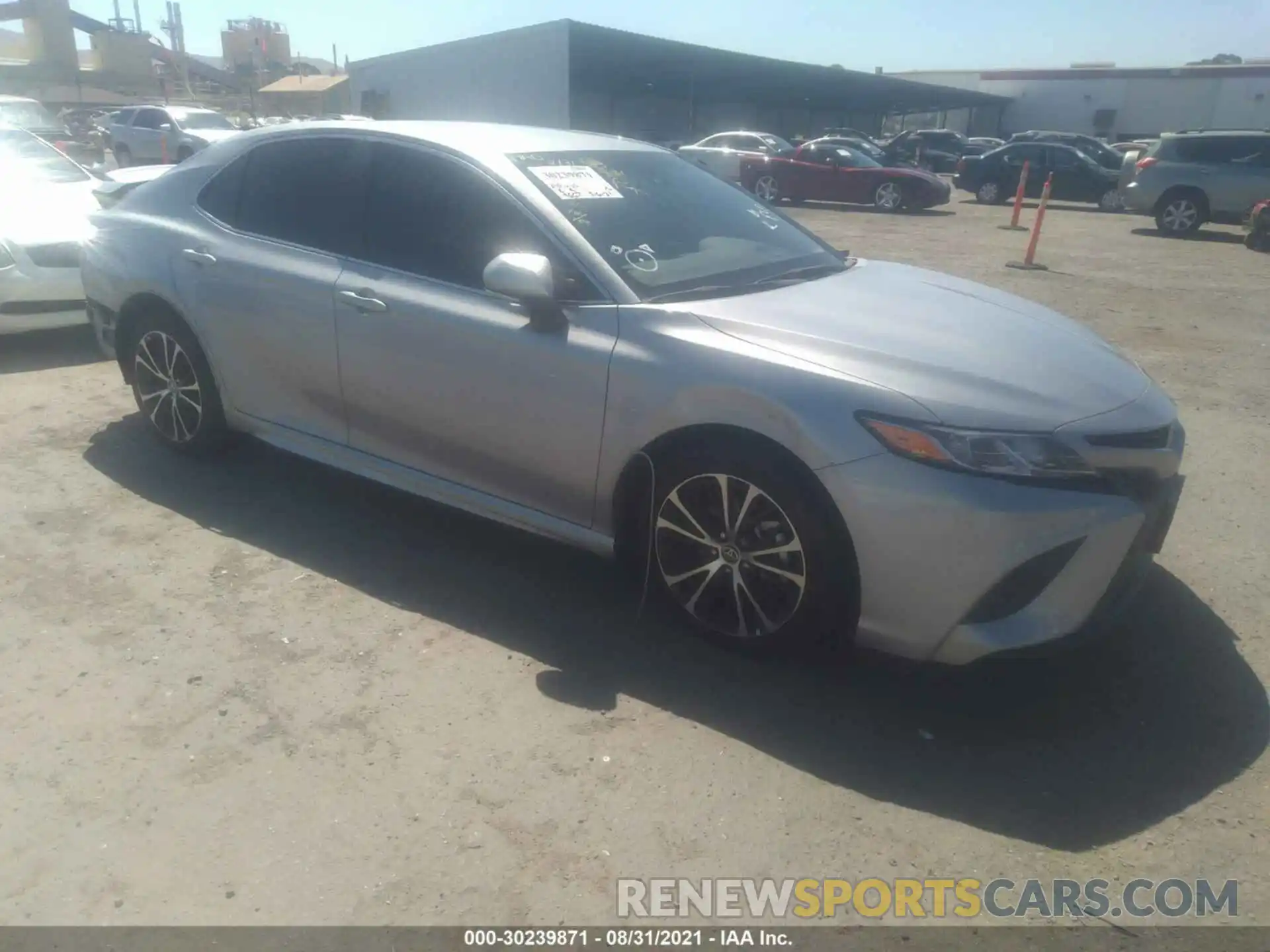 1 Photograph of a damaged car 4T1M11BK2LU009519 TOYOTA CAMRY 2020