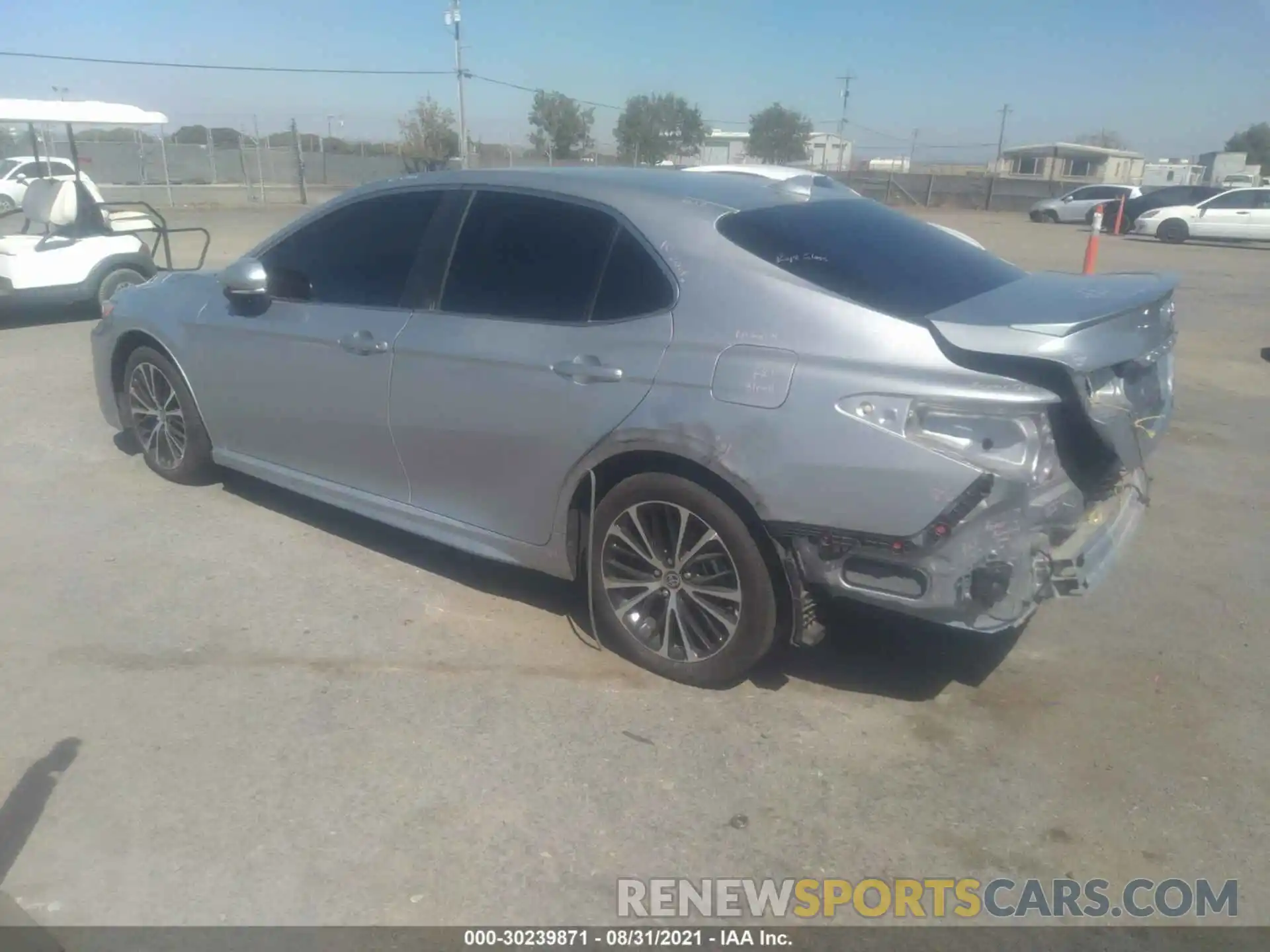 3 Photograph of a damaged car 4T1M11BK2LU009519 TOYOTA CAMRY 2020