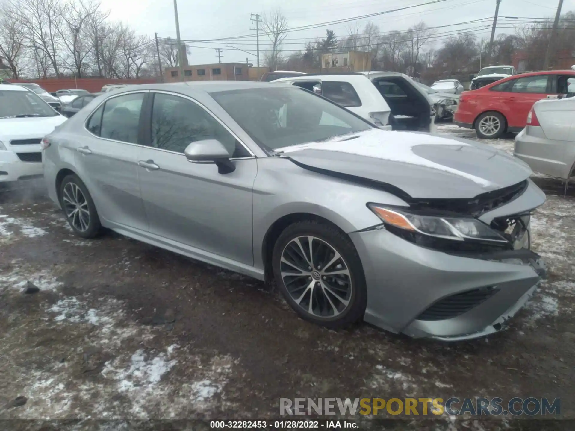 1 Photograph of a damaged car 4T1M11BK5LU009868 TOYOTA CAMRY 2020