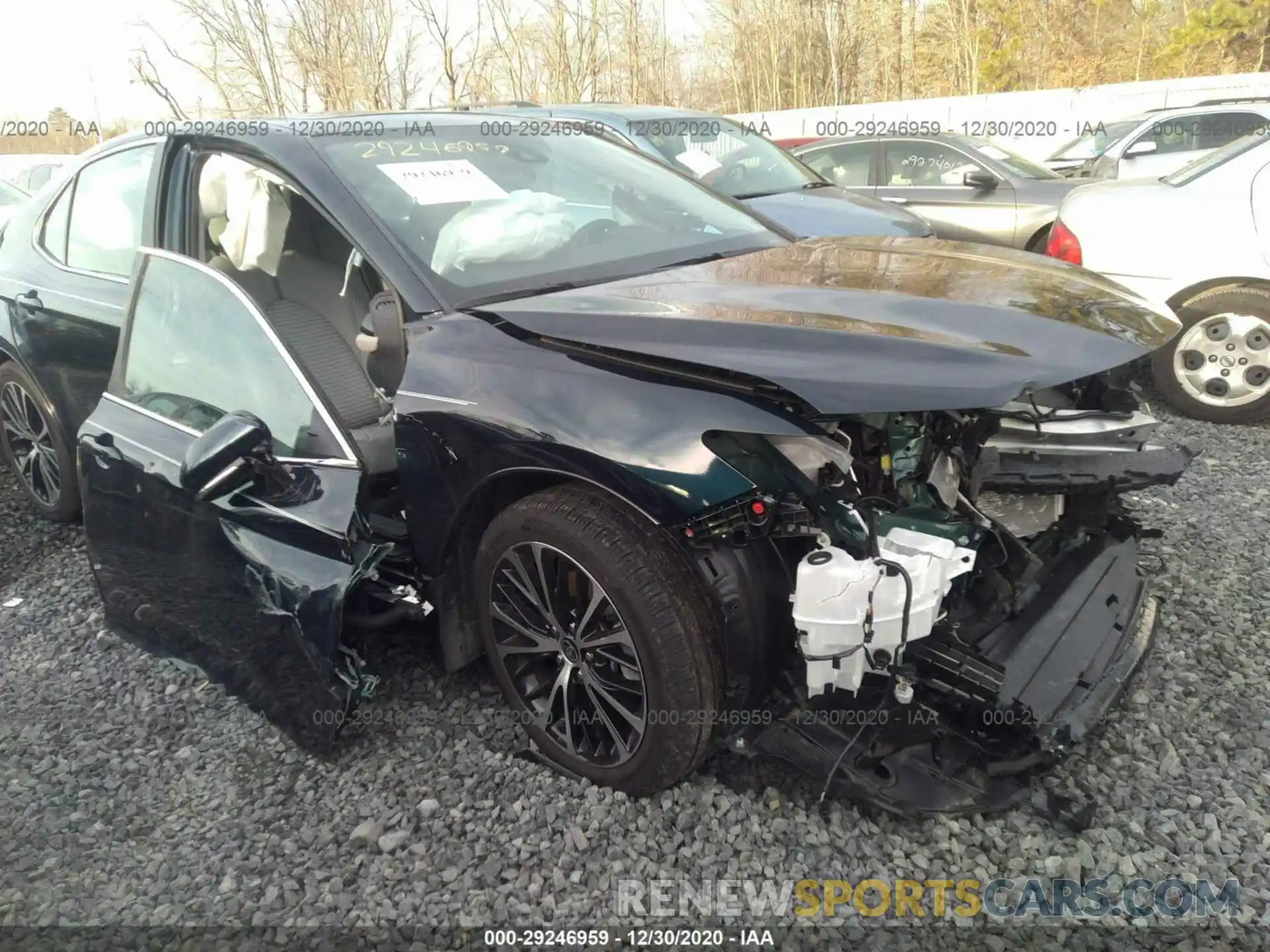 1 Photograph of a damaged car 4T1M11BK5LU010194 TOYOTA CAMRY 2020