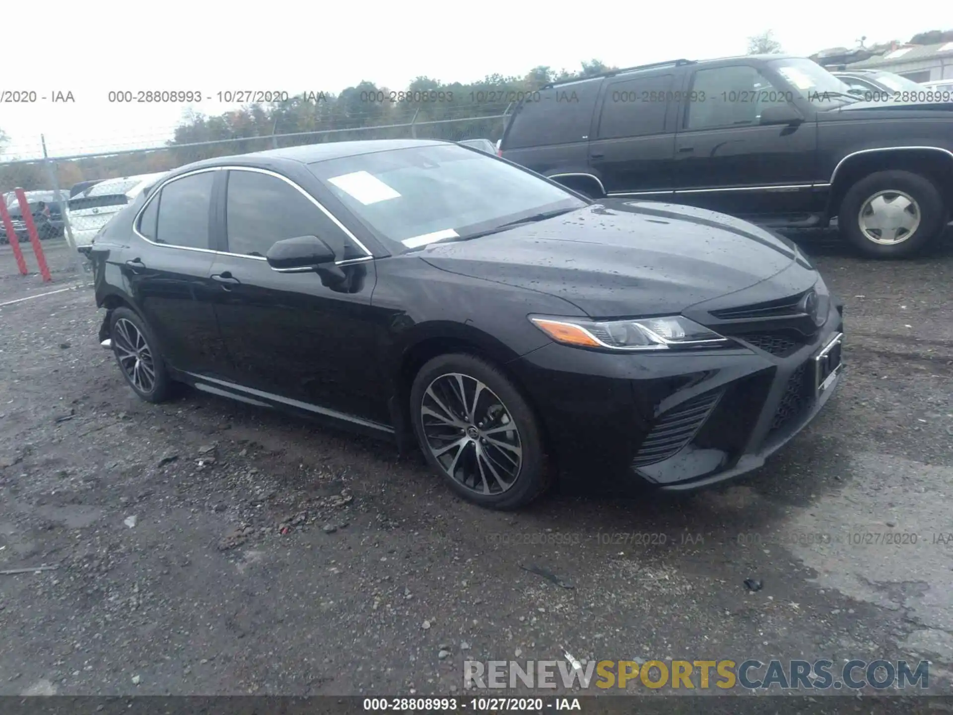 1 Photograph of a damaged car 4T1M11BK5LU012785 TOYOTA CAMRY 2020