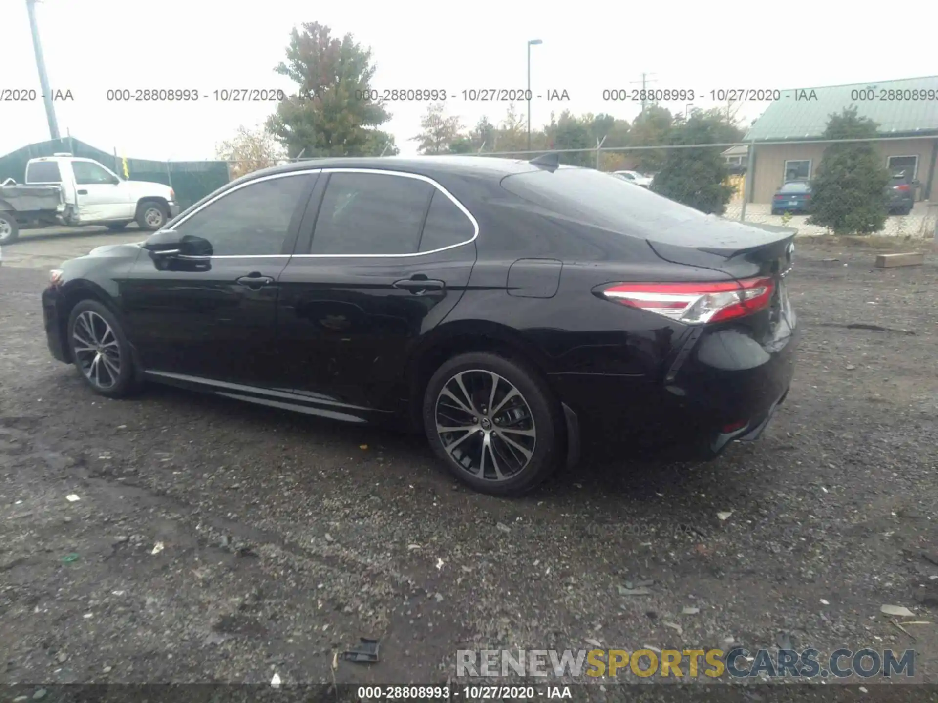 3 Photograph of a damaged car 4T1M11BK5LU012785 TOYOTA CAMRY 2020