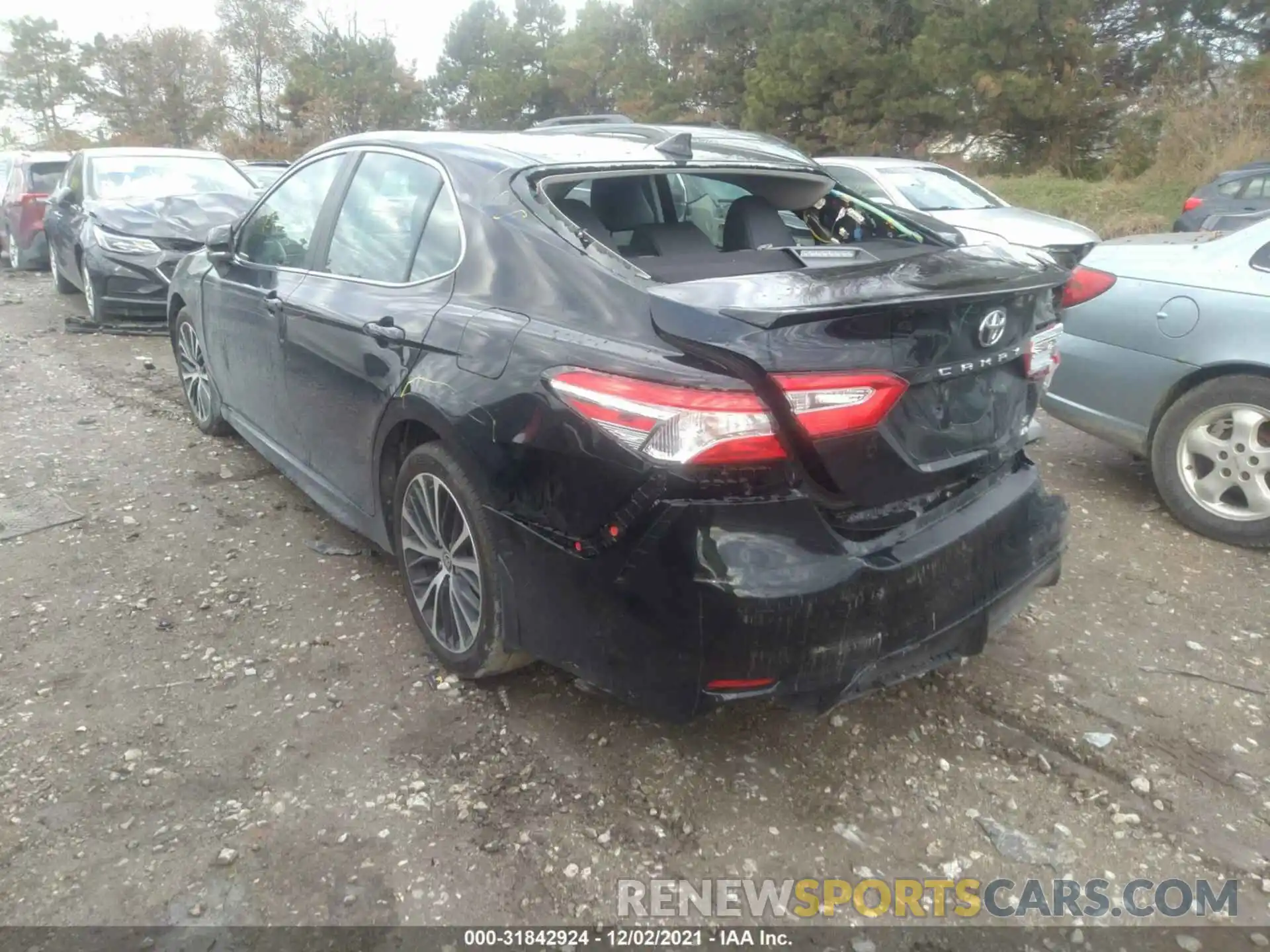 3 Photograph of a damaged car 4T1M11BK7LU003523 TOYOTA CAMRY 2020