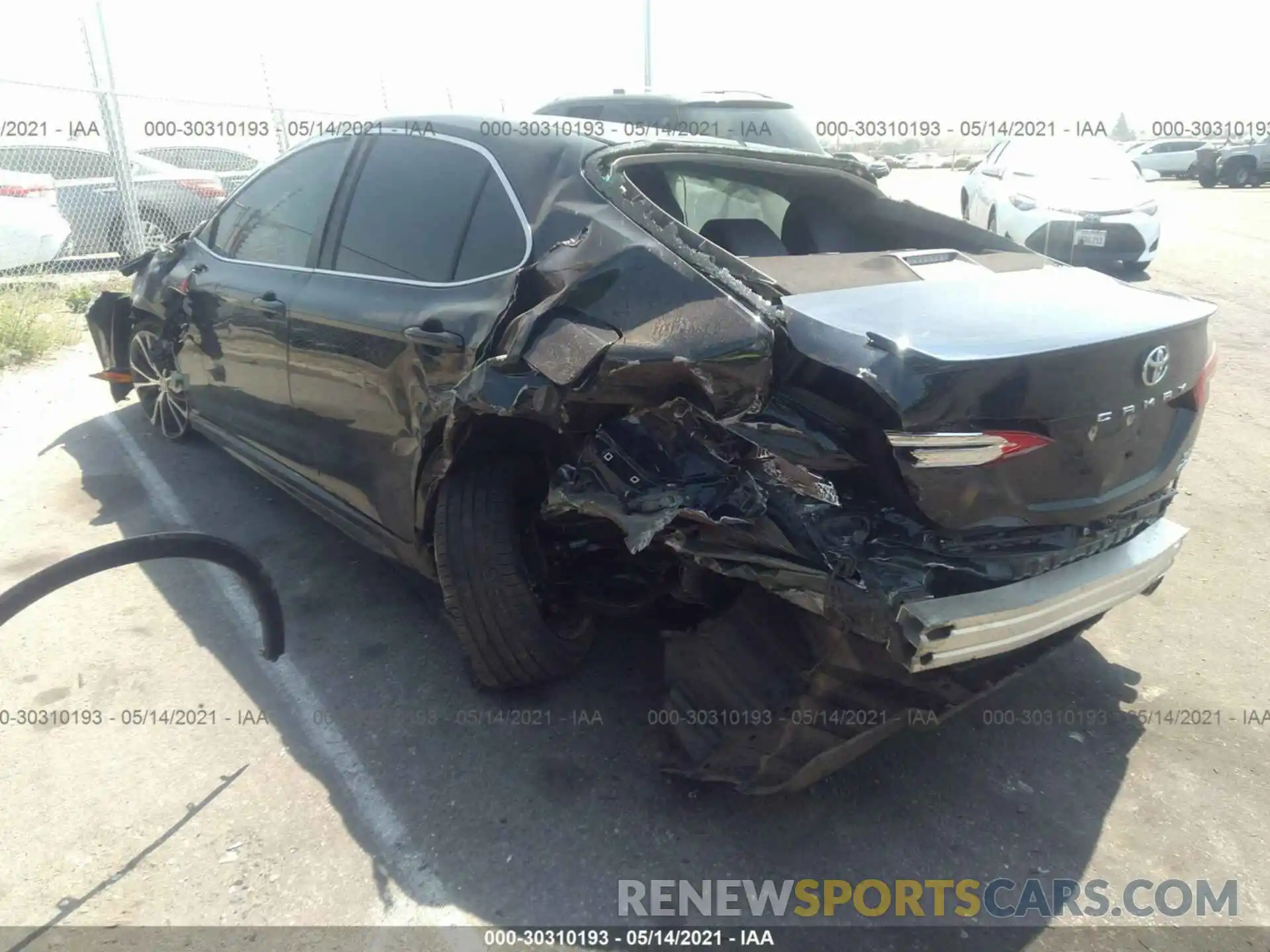 3 Photograph of a damaged car 4T1M11BK7LU009130 TOYOTA CAMRY 2020