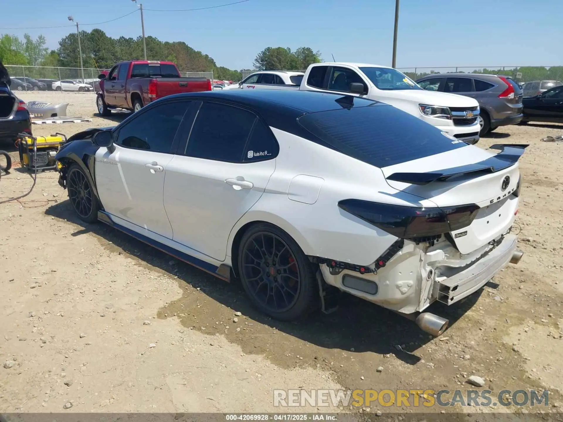 3 Photograph of a damaged car 4T1NZ1AK1LU037973 TOYOTA CAMRY 2020