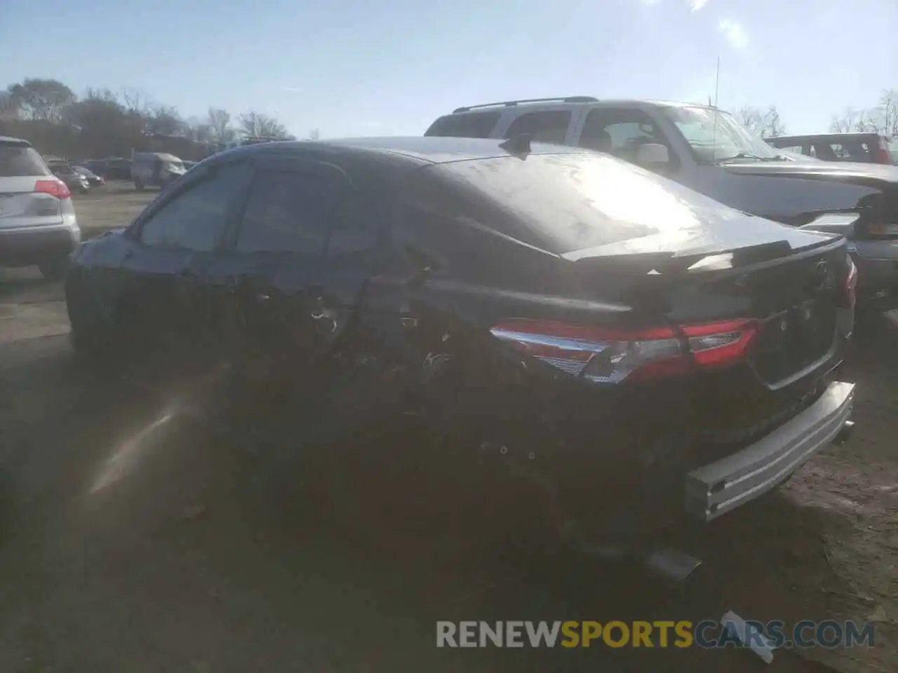 2 Photograph of a damaged car 4T1NZ1AK1LU039173 TOYOTA CAMRY 2020