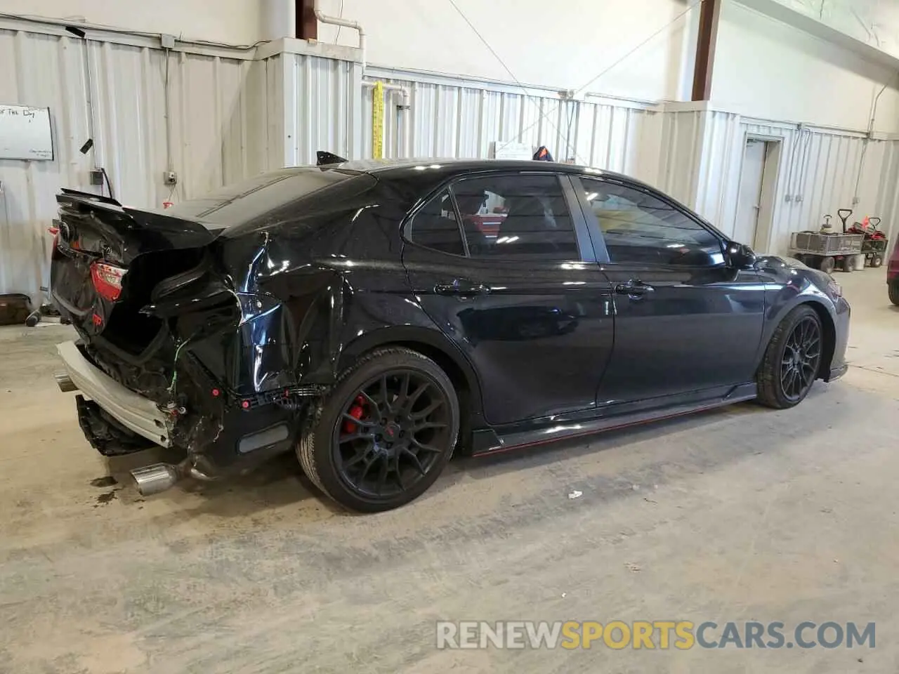 3 Photograph of a damaged car 4T1NZ1AK1LU042638 TOYOTA CAMRY 2020