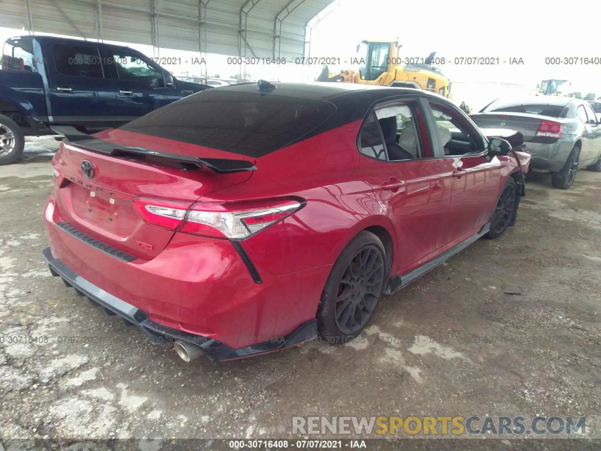 4 Photograph of a damaged car 4T1NZ1AK2LU042891 TOYOTA CAMRY 2020