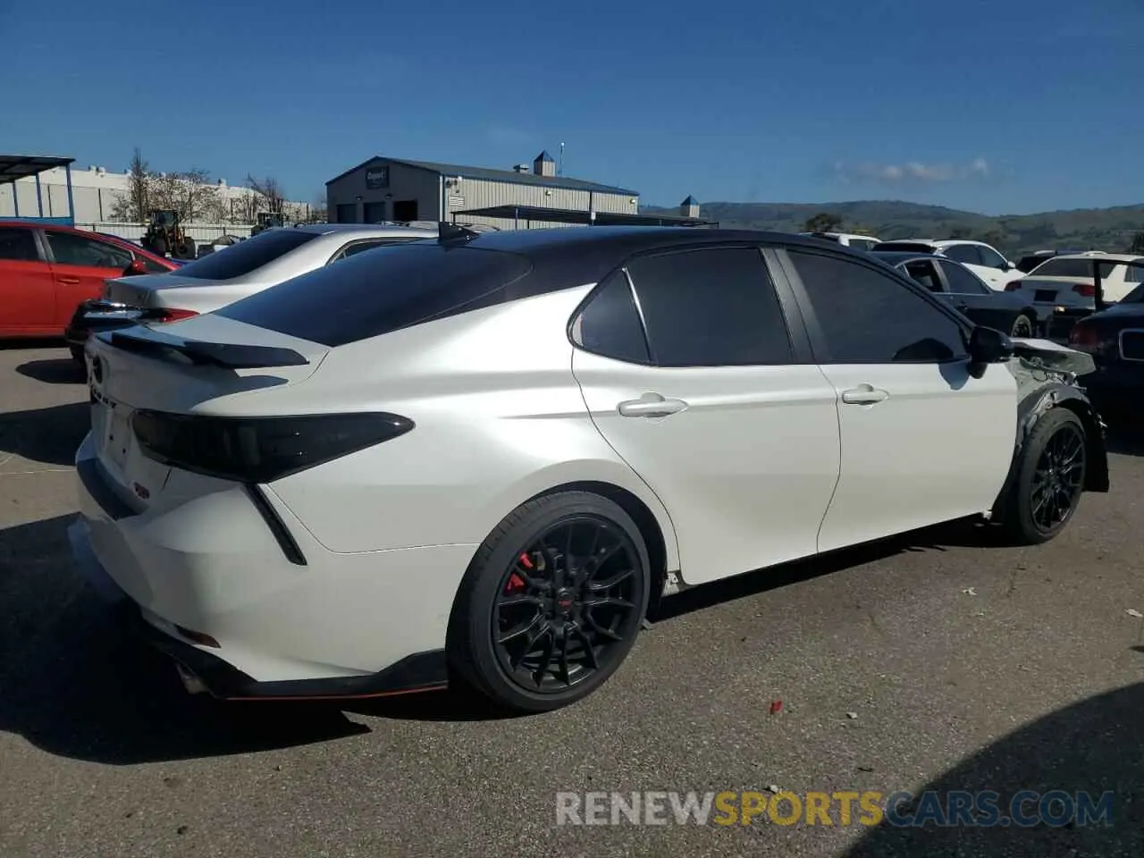 3 Photograph of a damaged car 4T1NZ1AK3LU043905 TOYOTA CAMRY 2020