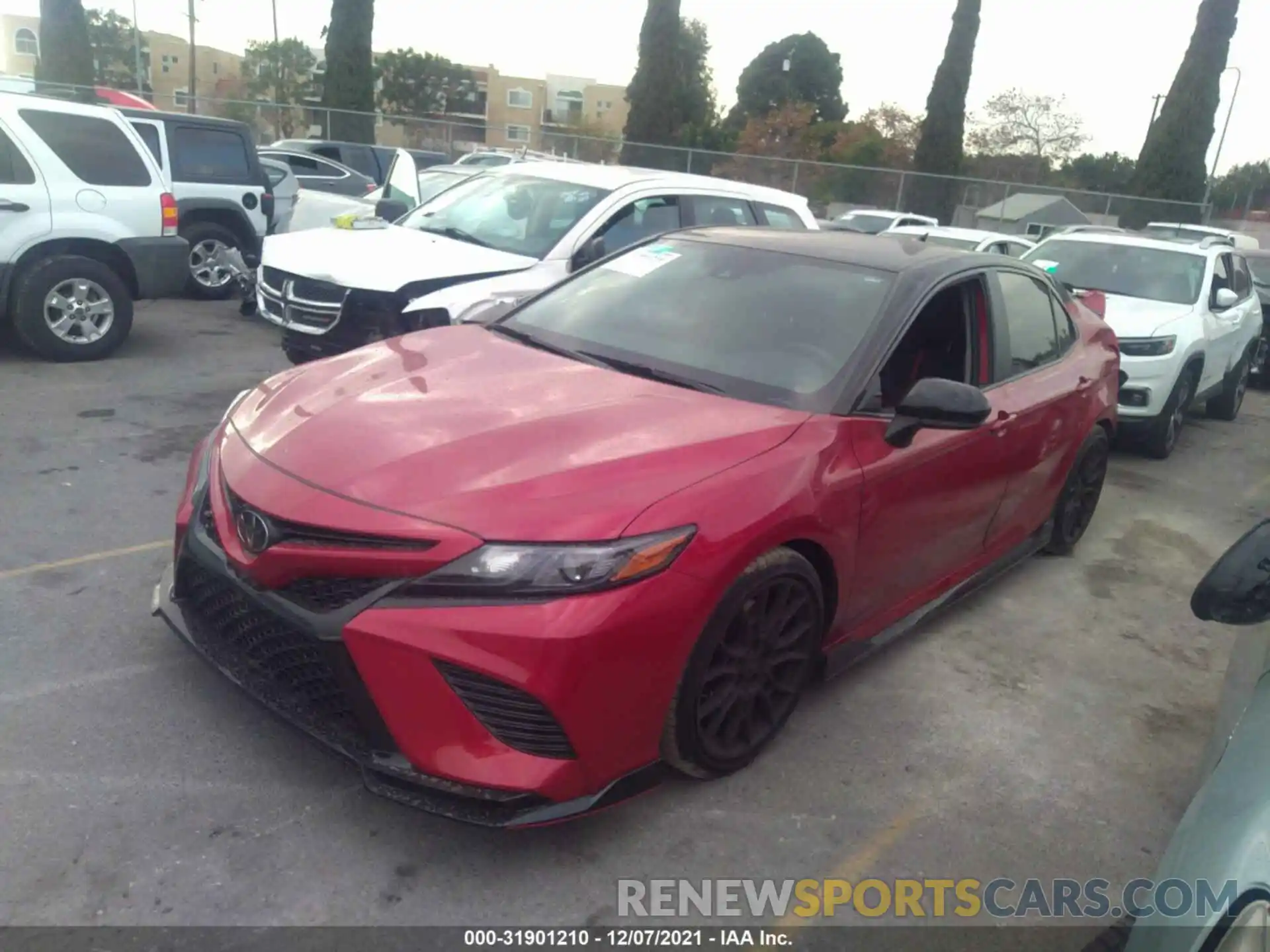 2 Photograph of a damaged car 4T1NZ1AK4LU045730 TOYOTA CAMRY 2020