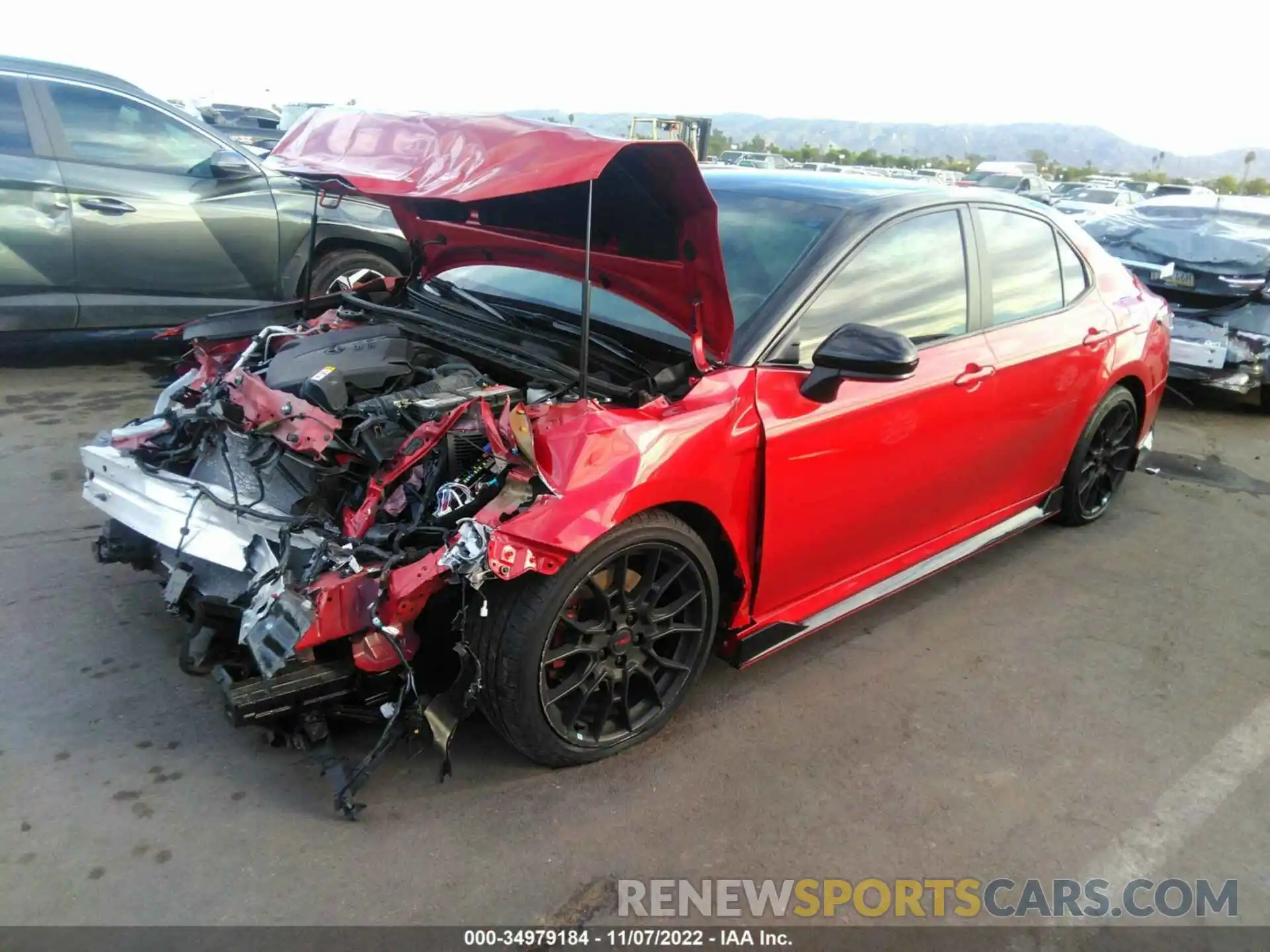 2 Photograph of a damaged car 4T1NZ1AK5LU037880 TOYOTA CAMRY 2020