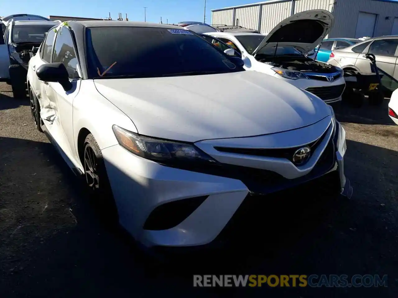 1 Photograph of a damaged car 4T1NZ1AK5LU038432 TOYOTA CAMRY 2020