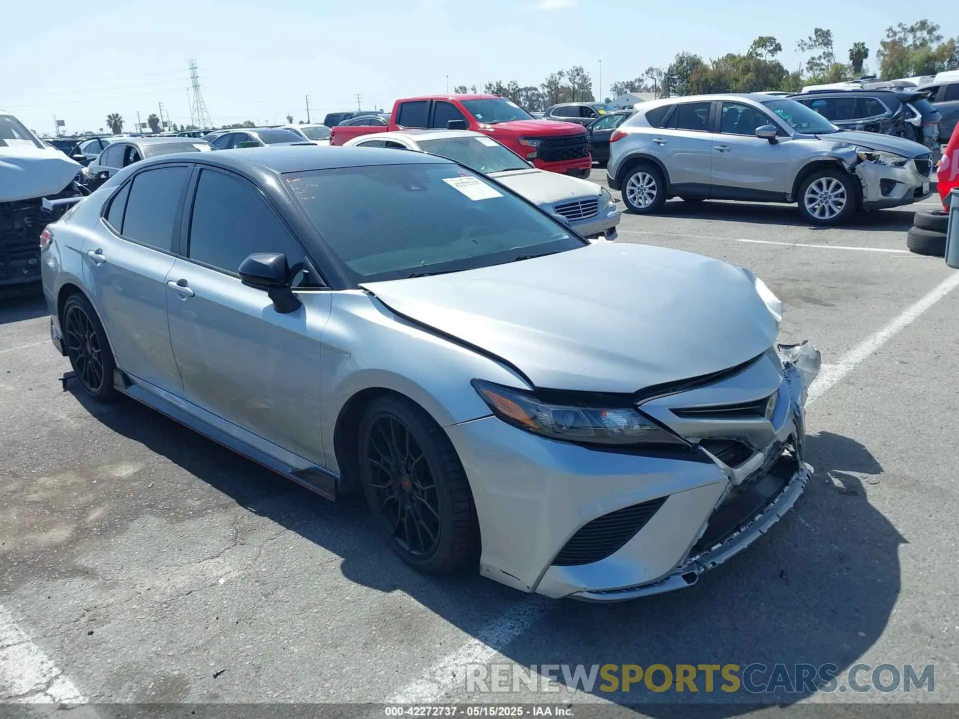 1 Photograph of a damaged car 4T1NZ1AK5LU046675 TOYOTA CAMRY 2020