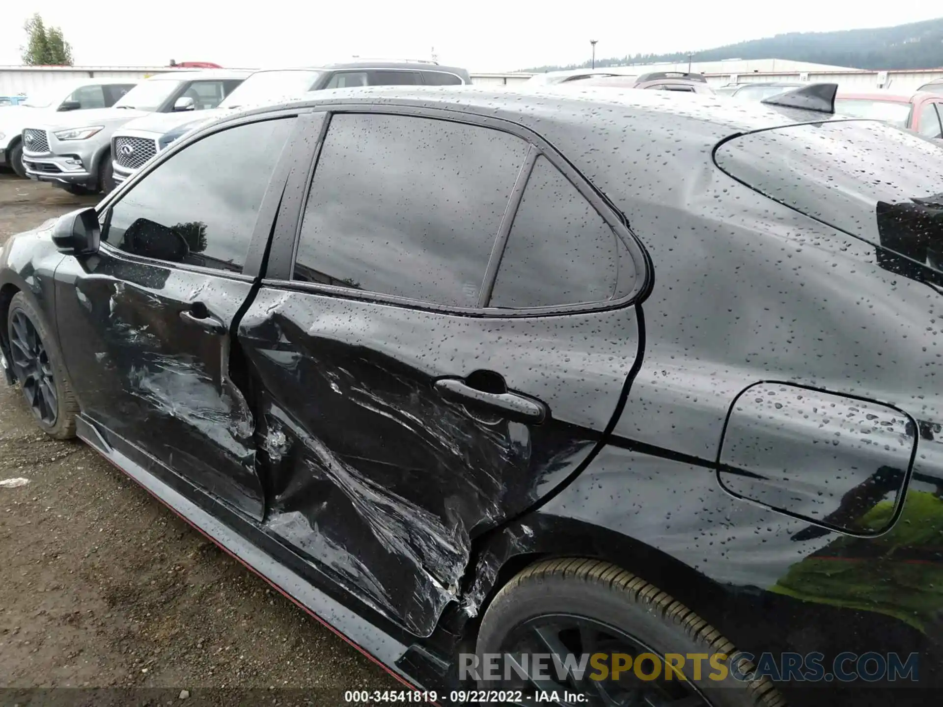 6 Photograph of a damaged car 4T1NZ1AK6LU038830 TOYOTA CAMRY 2020