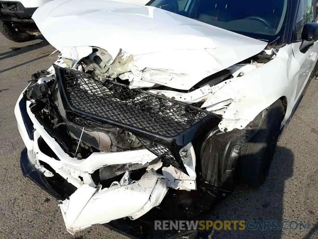 9 Photograph of a damaged car 4T1NZ1AK6LU043672 TOYOTA CAMRY 2020