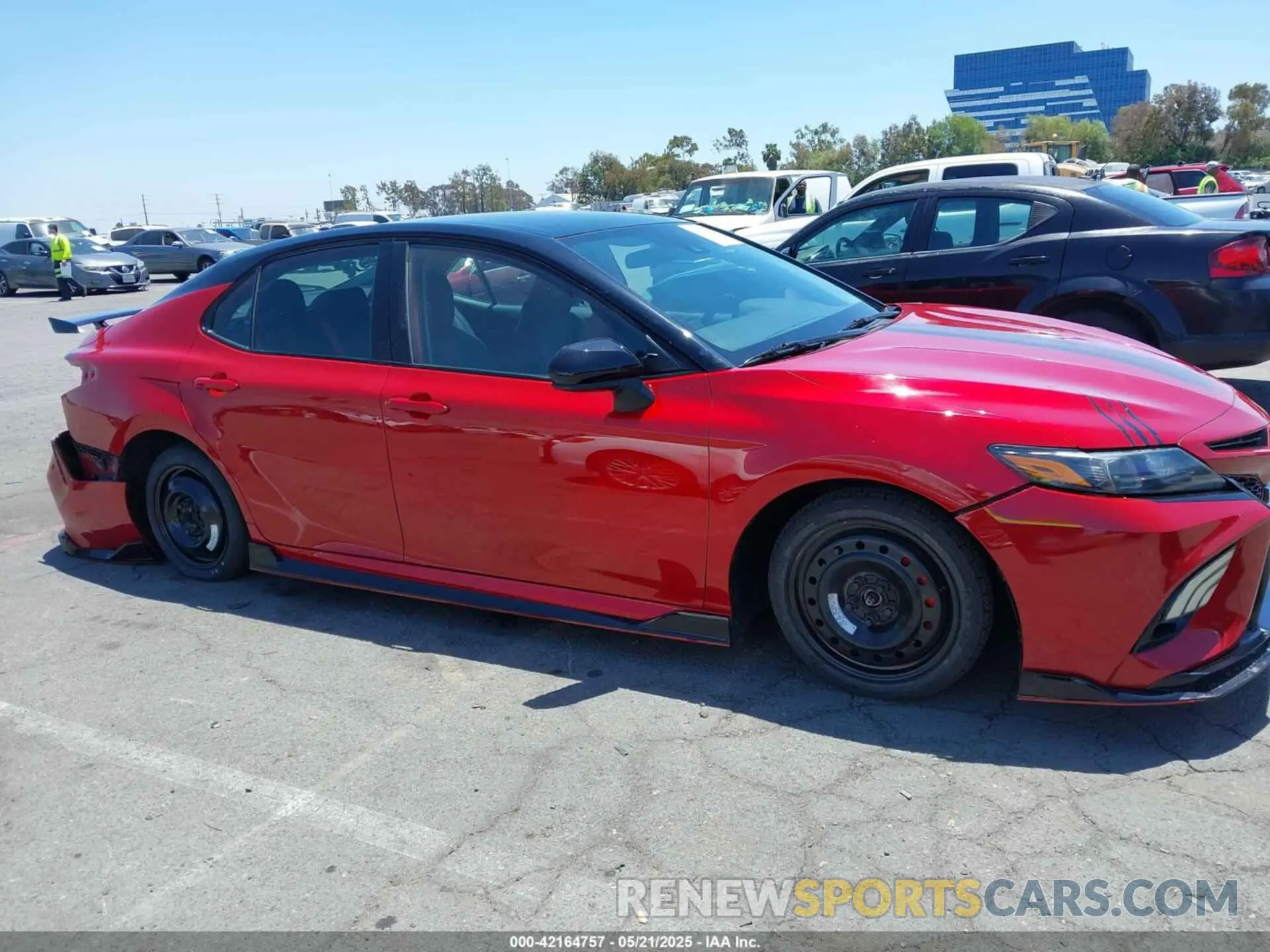 14 Photograph of a damaged car 4T1NZ1AK7LU036469 TOYOTA CAMRY 2020