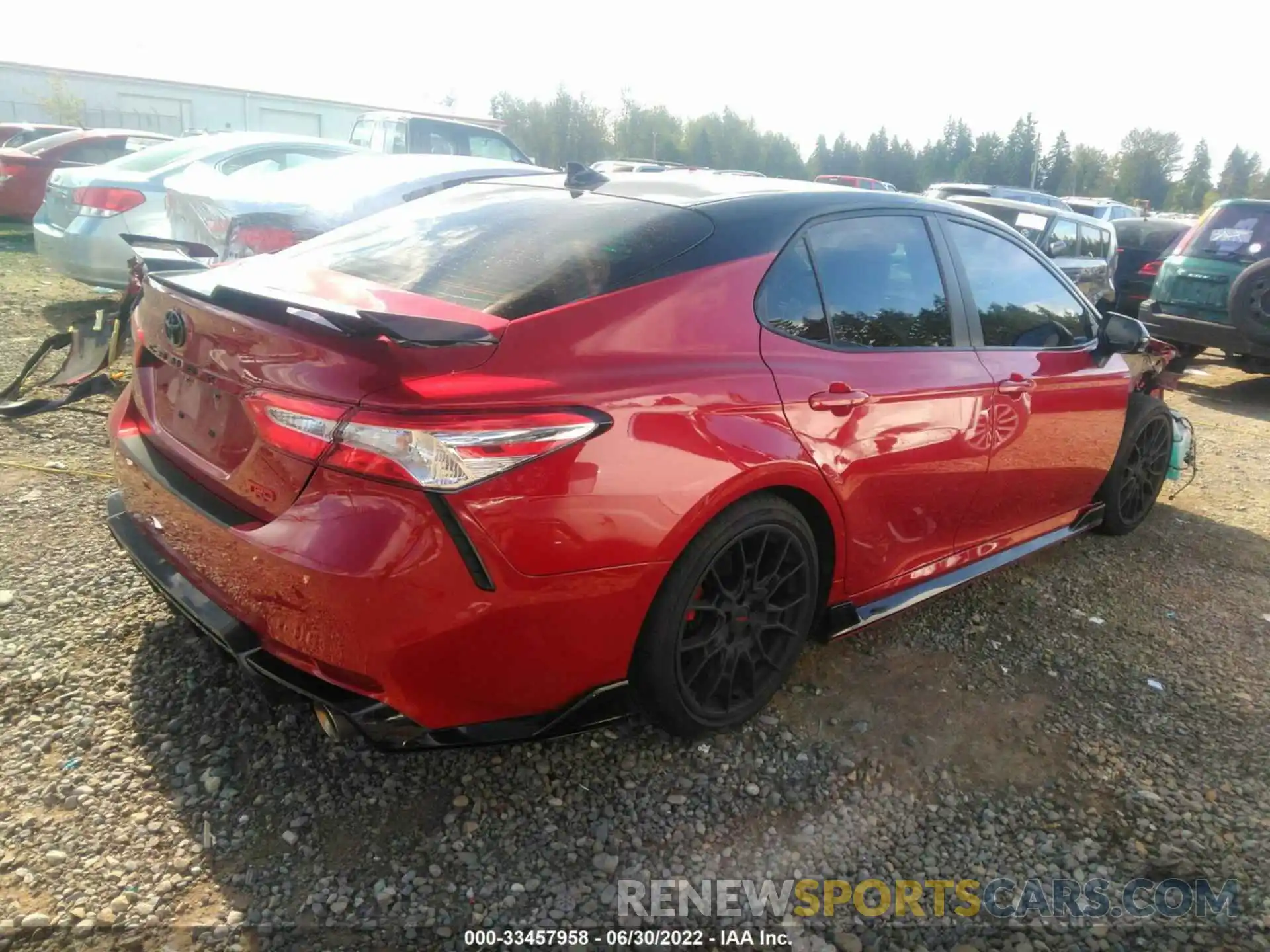 4 Photograph of a damaged car 4T1NZ1AK7LU036911 TOYOTA CAMRY 2020