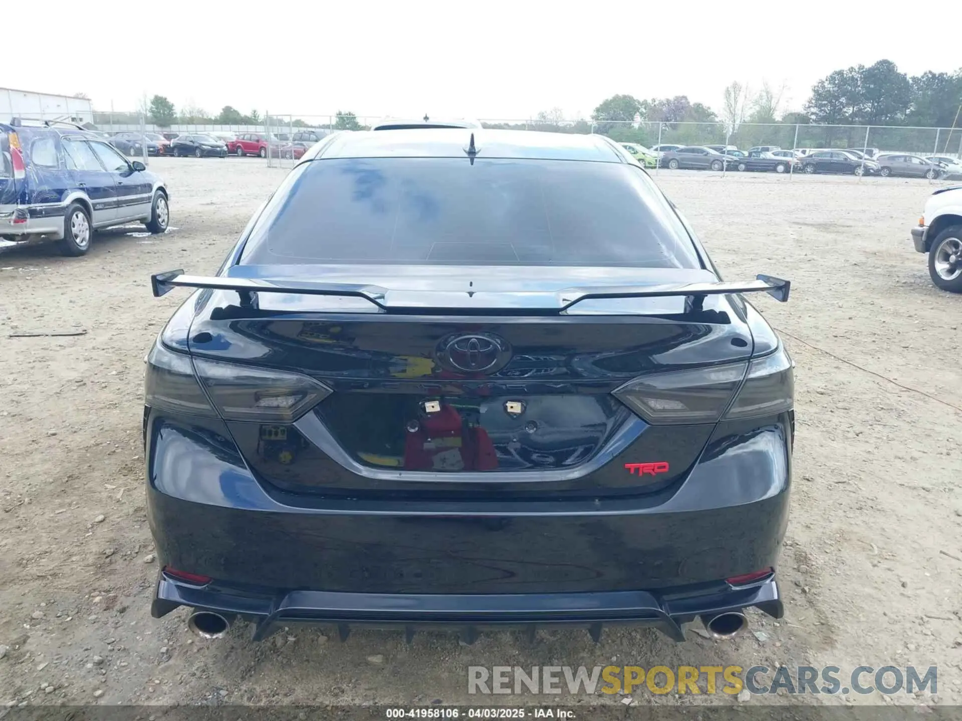 16 Photograph of a damaged car 4T1NZ1AK8LU037114 TOYOTA CAMRY 2020