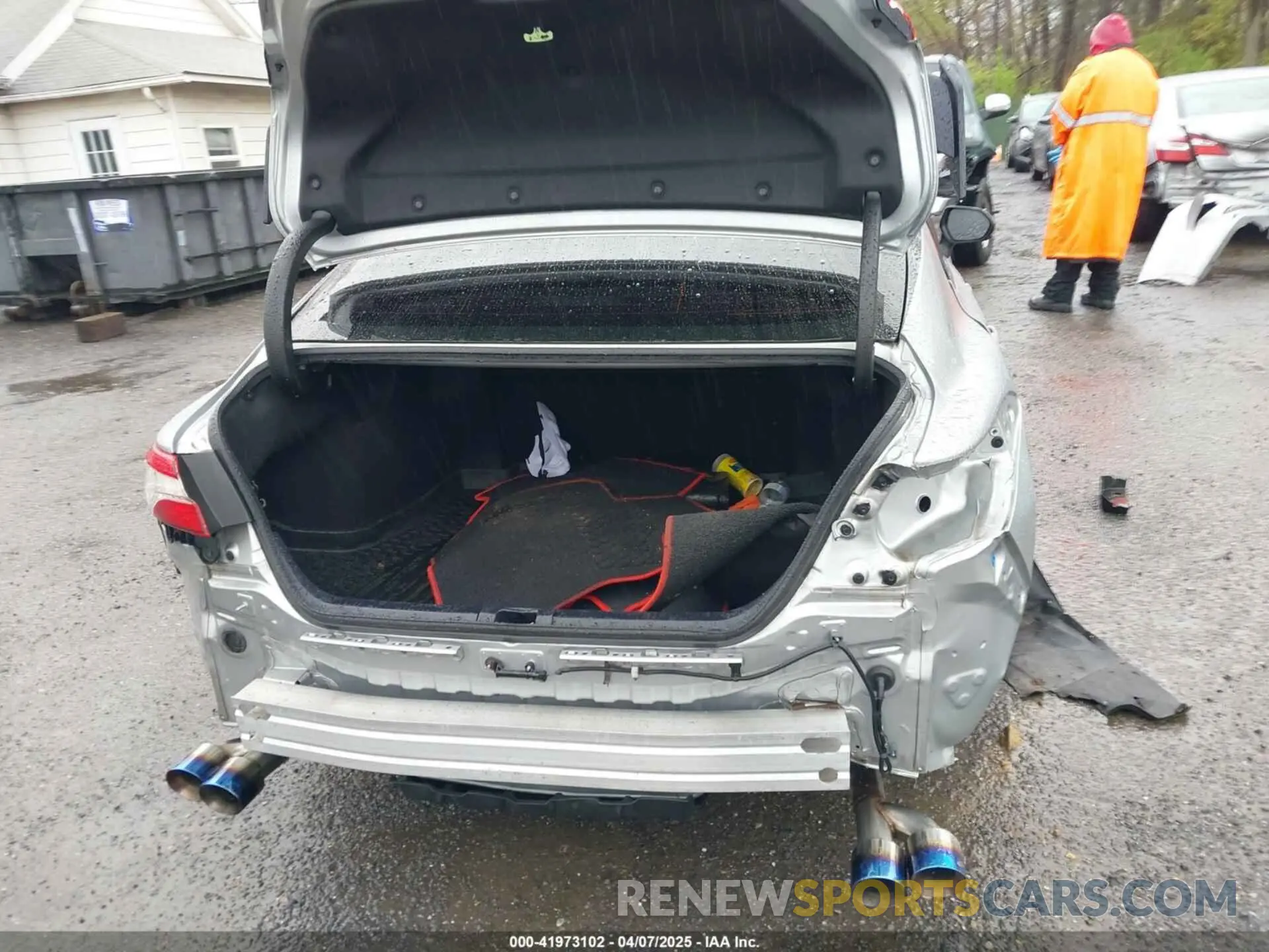 16 Photograph of a damaged car 4T1NZ1AK8LU047156 TOYOTA CAMRY 2020
