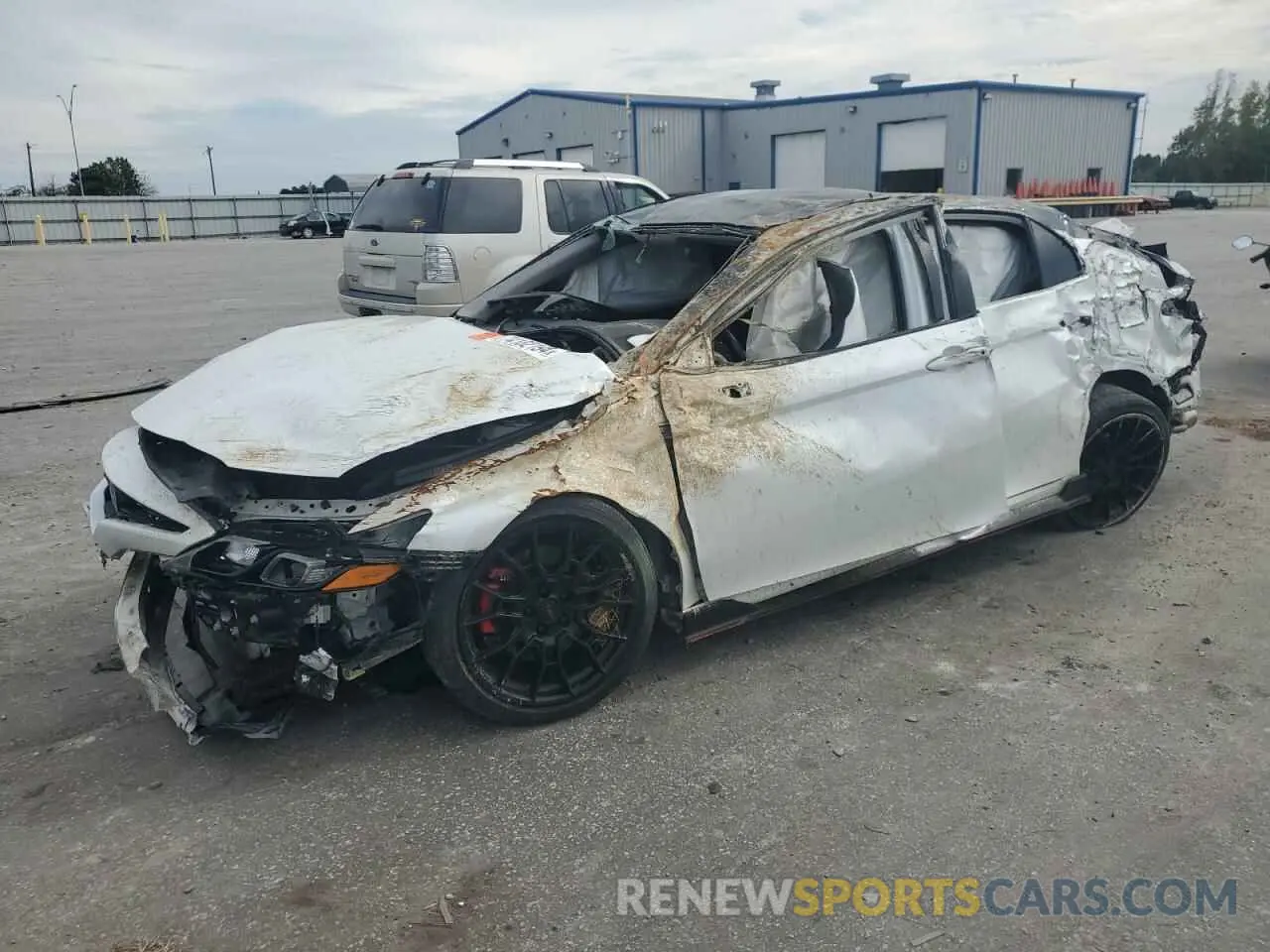 1 Photograph of a damaged car 4T1NZ1AK9LU040135 TOYOTA CAMRY 2020