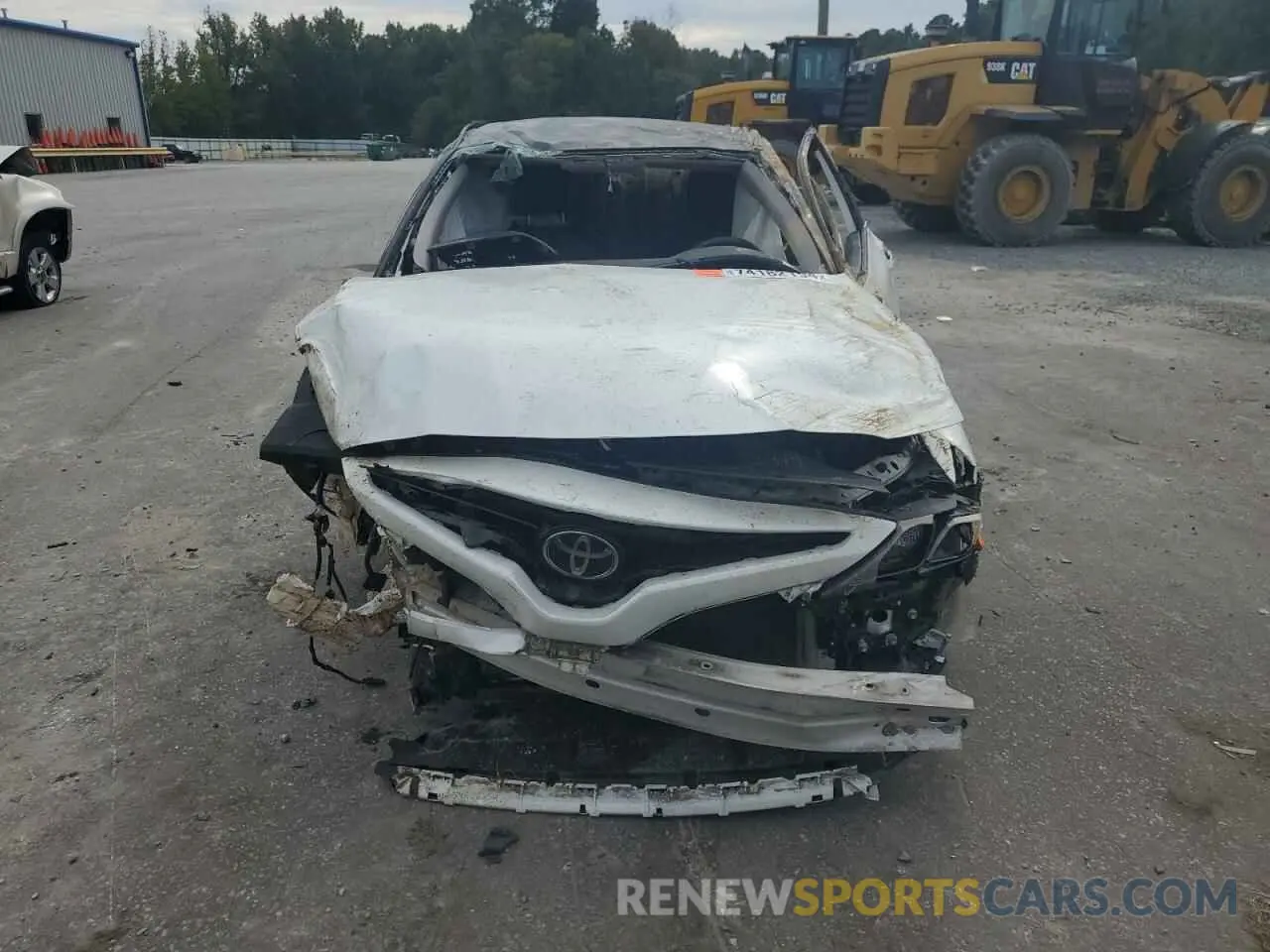 5 Photograph of a damaged car 4T1NZ1AK9LU040135 TOYOTA CAMRY 2020