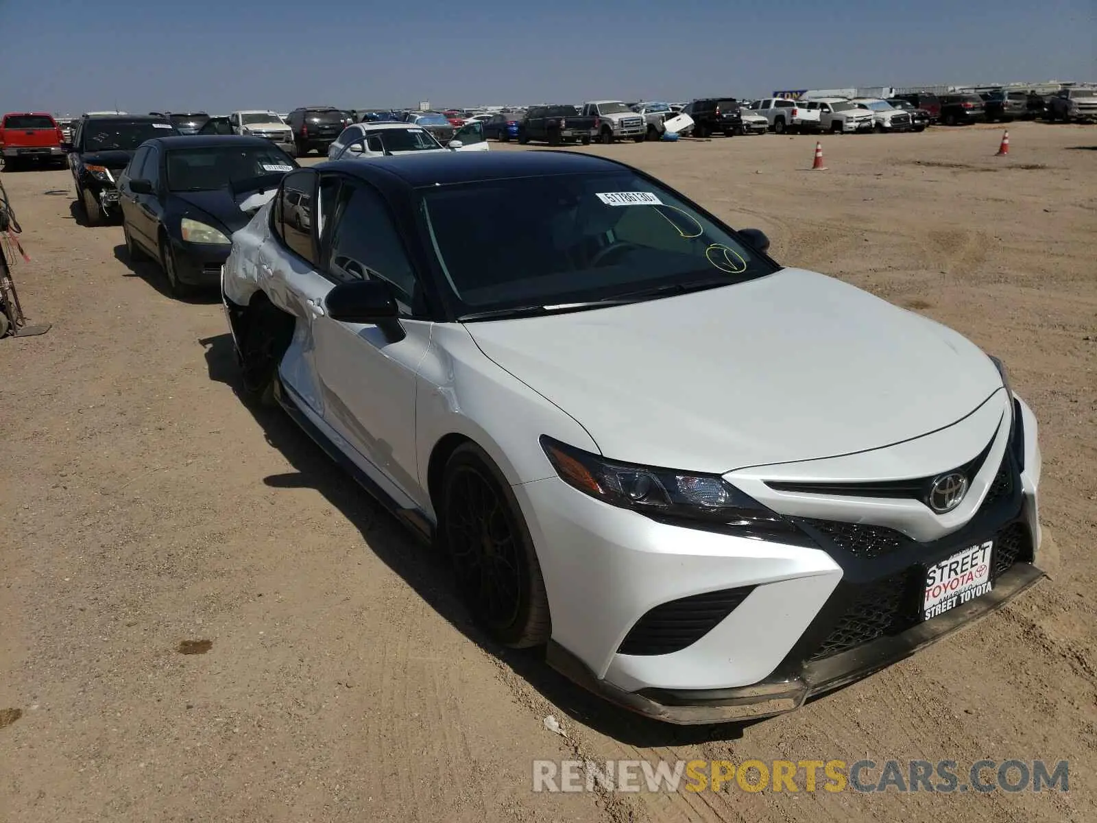 1 Photograph of a damaged car 4T1NZ1AK9LU044038 TOYOTA CAMRY 2020