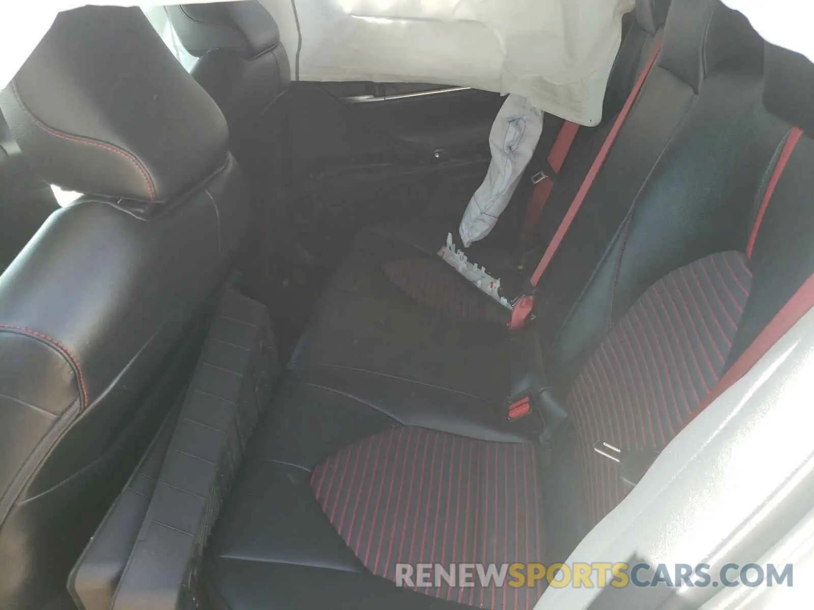 6 Photograph of a damaged car 4T1NZ1AK9LU044038 TOYOTA CAMRY 2020