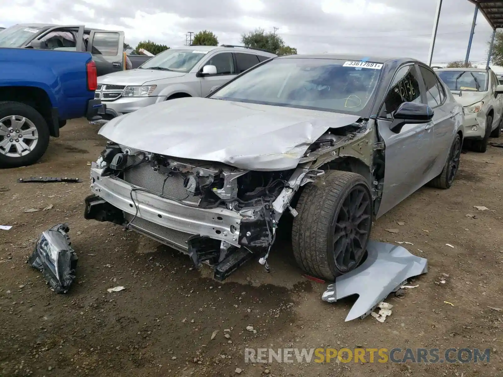 2 Photograph of a damaged car 4T1NZ1AKXLU037843 TOYOTA CAMRY 2020