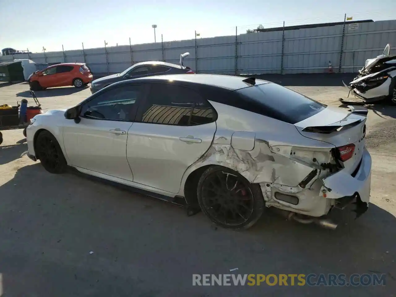 2 Photograph of a damaged car 4T1NZ1AKXLU040466 TOYOTA CAMRY 2020