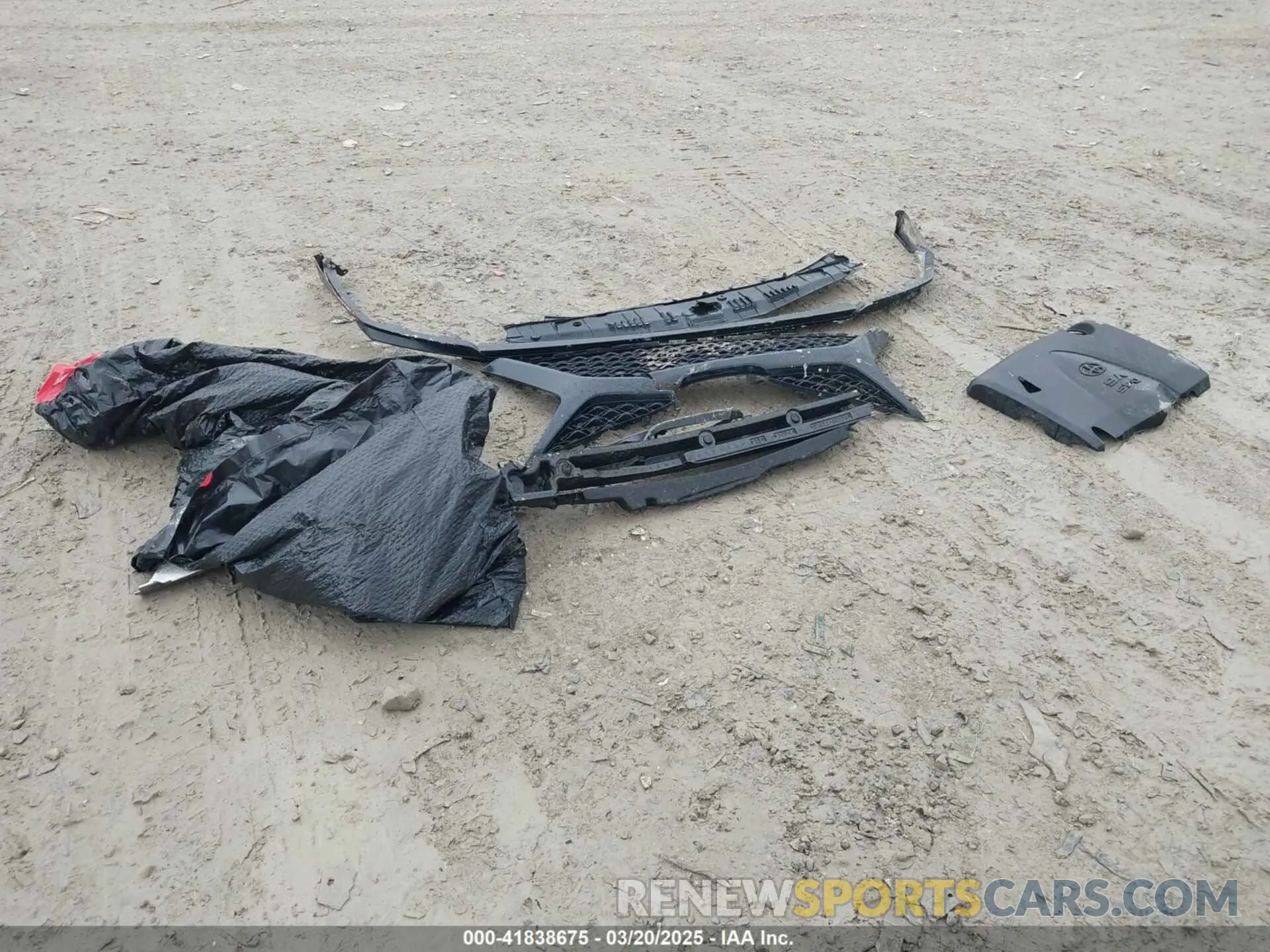 12 Photograph of a damaged car 4T1NZ1AKXLU043917 TOYOTA CAMRY 2020