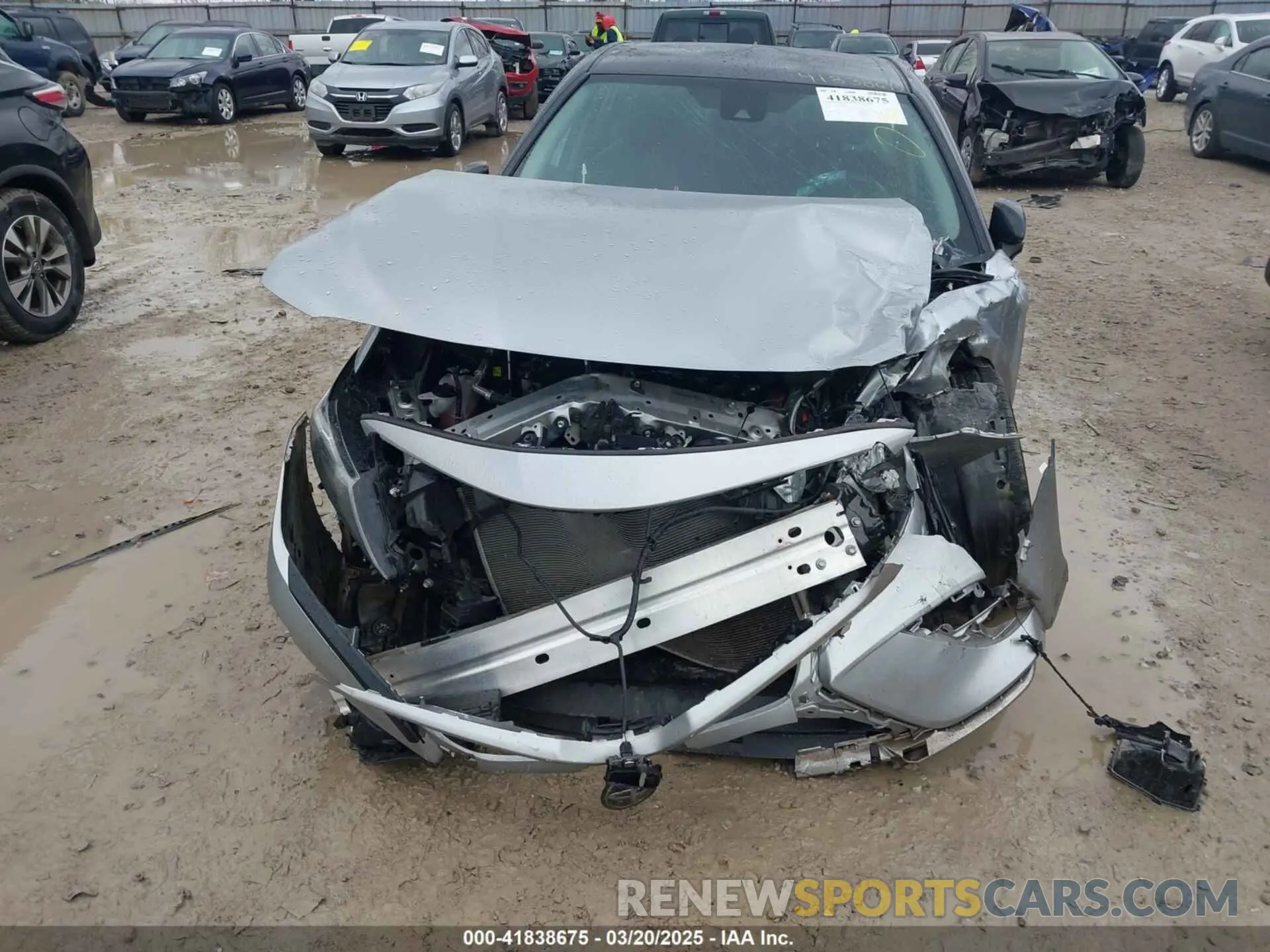 6 Photograph of a damaged car 4T1NZ1AKXLU043917 TOYOTA CAMRY 2020