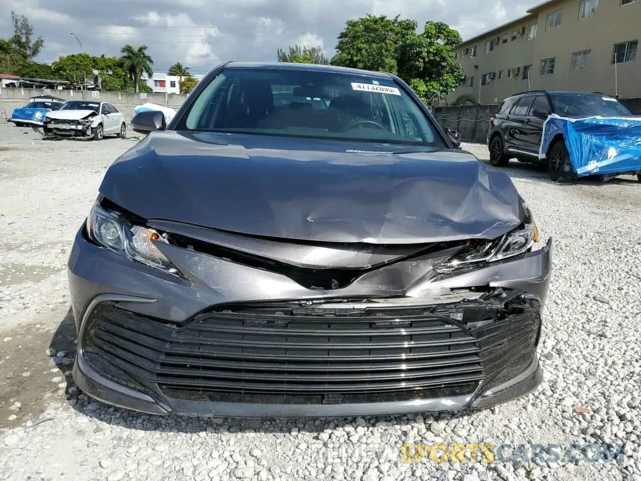 5 Photograph of a damaged car 4T1C11AK0MU437782 TOYOTA CAMRY 2021