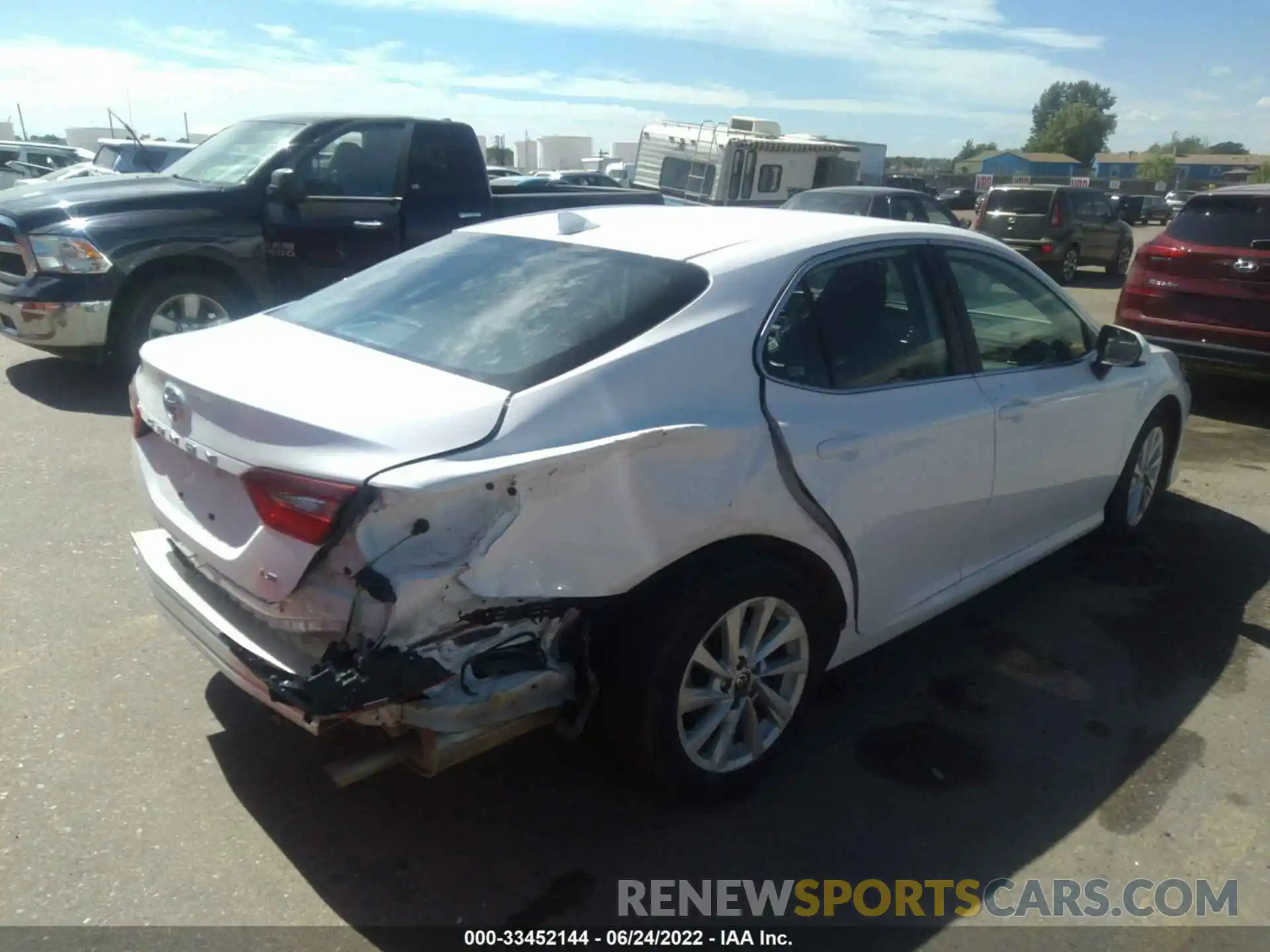 4 Photograph of a damaged car 4T1C11AK0MU463721 TOYOTA CAMRY 2021