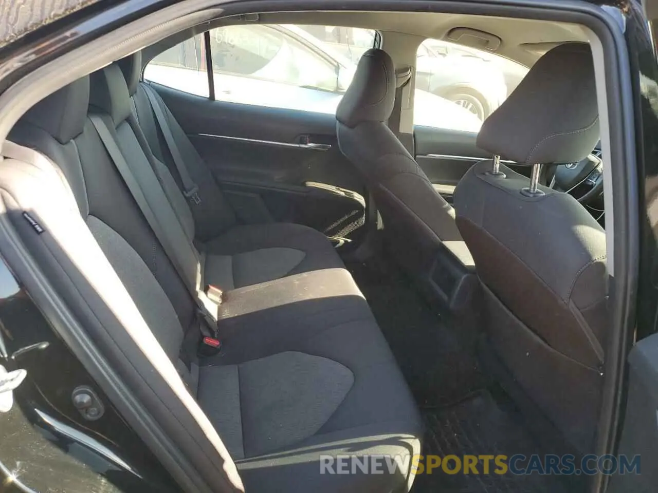 10 Photograph of a damaged car 4T1C11AK0MU463797 TOYOTA CAMRY 2021