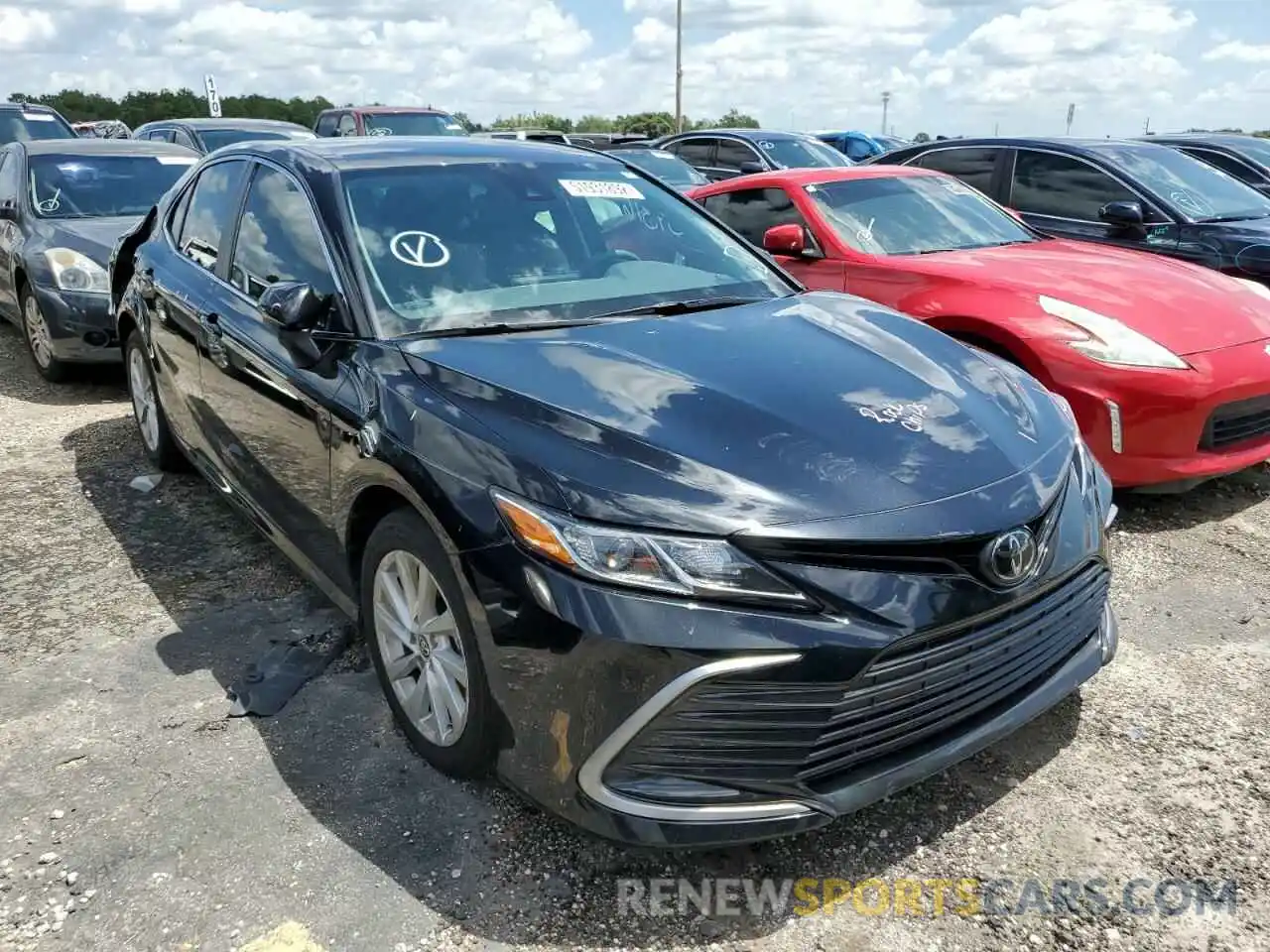 1 Photograph of a damaged car 4T1C11AK0MU467736 TOYOTA CAMRY 2021