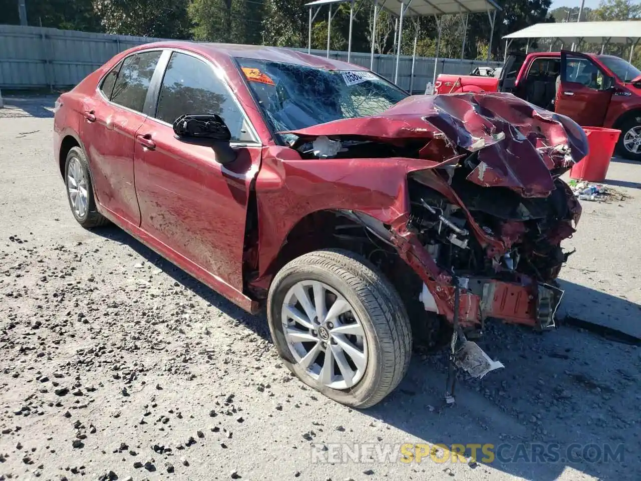 1 Photograph of a damaged car 4T1C11AK0MU487386 TOYOTA CAMRY 2021