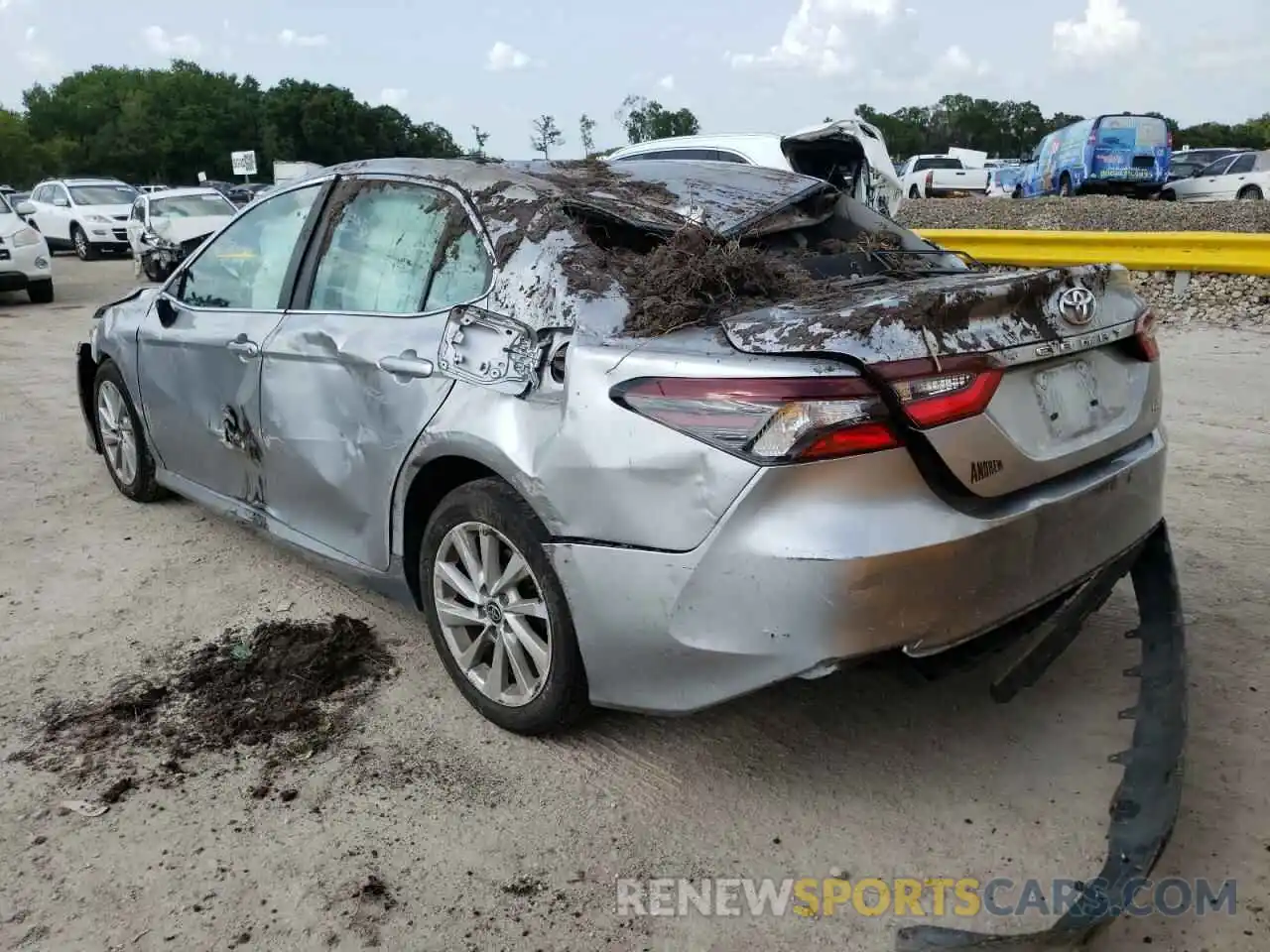 3 Photograph of a damaged car 4T1C11AK0MU516725 TOYOTA CAMRY 2021