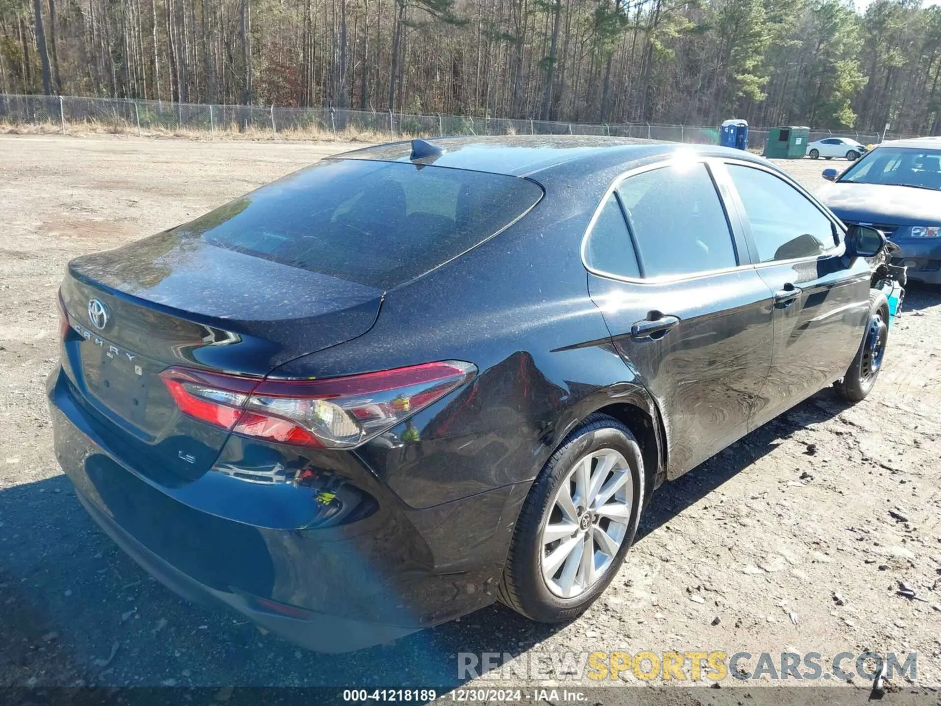 4 Photograph of a damaged car 4T1C11AK0MU539583 TOYOTA CAMRY 2021