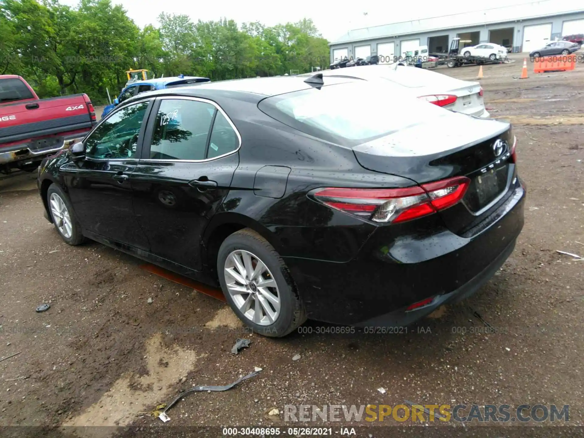 3 Photograph of a damaged car 4T1C11AK0MU555198 TOYOTA CAMRY 2021