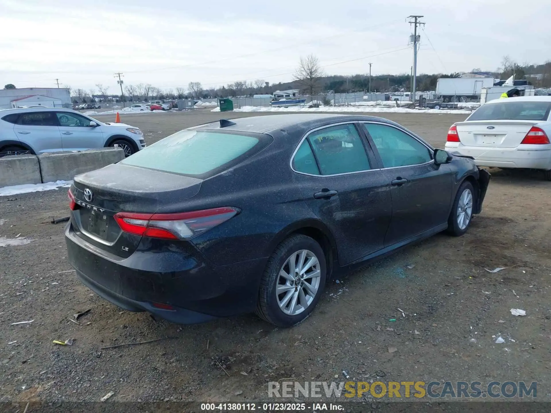 4 Photograph of a damaged car 4T1C11AK0MU563284 TOYOTA CAMRY 2021