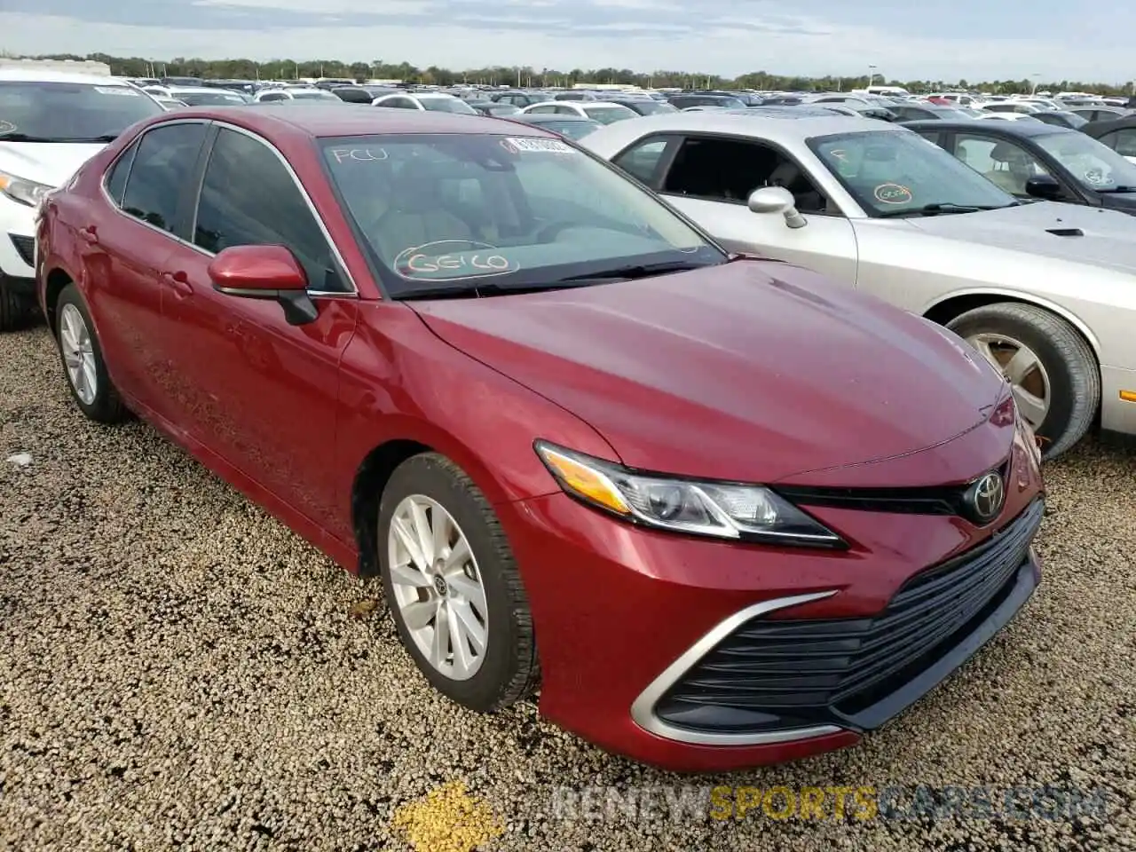 1 Photograph of a damaged car 4T1C11AK0MU571661 TOYOTA CAMRY 2021