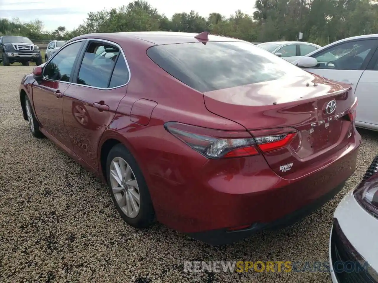 3 Photograph of a damaged car 4T1C11AK0MU571661 TOYOTA CAMRY 2021