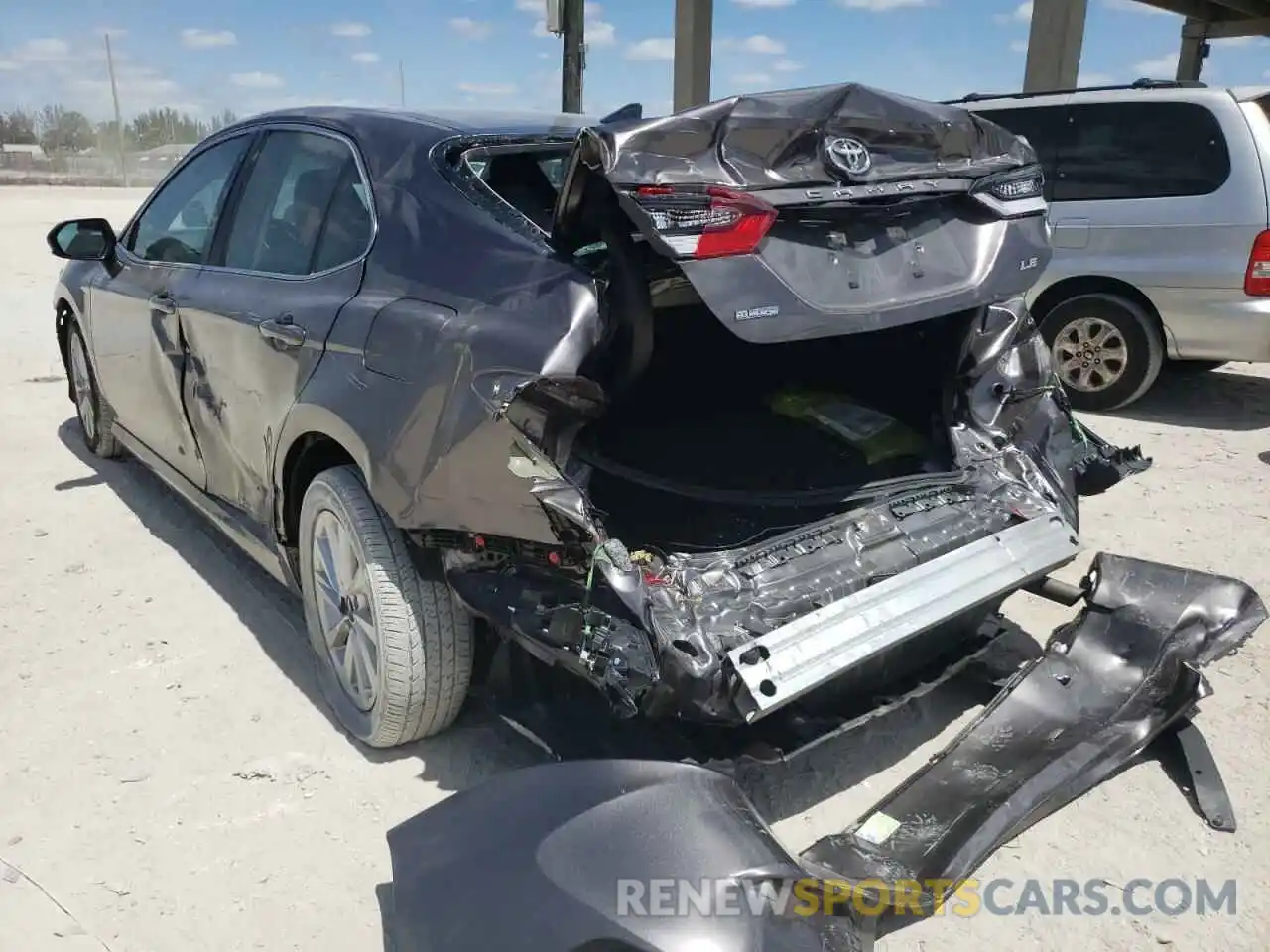 3 Photograph of a damaged car 4T1C11AK0MU584426 TOYOTA CAMRY 2021