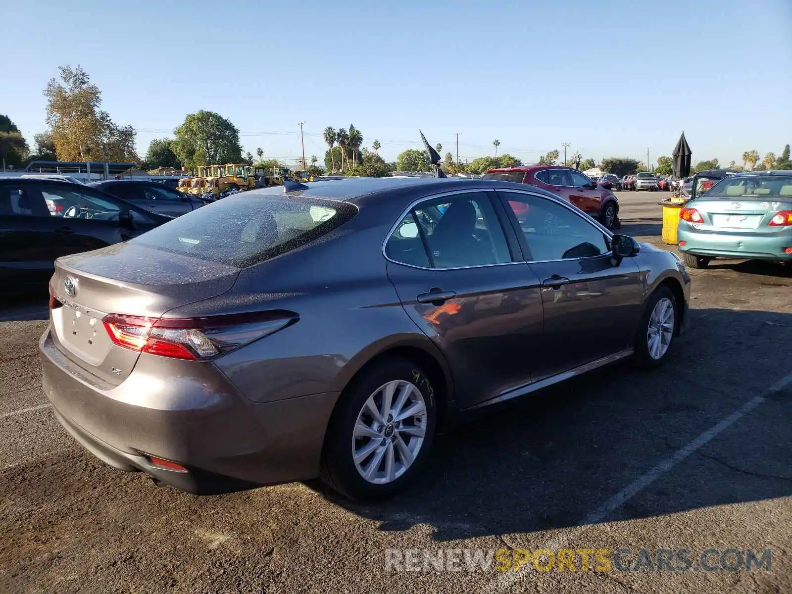 4 Photograph of a damaged car 4T1C11AK0MU603850 TOYOTA CAMRY 2021