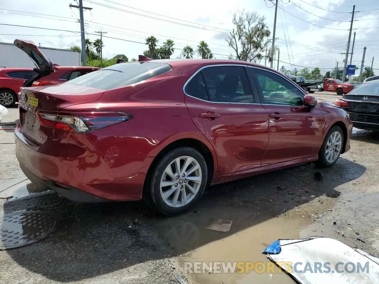 3 Photograph of a damaged car 4T1C11AK0MU610703 TOYOTA CAMRY 2021