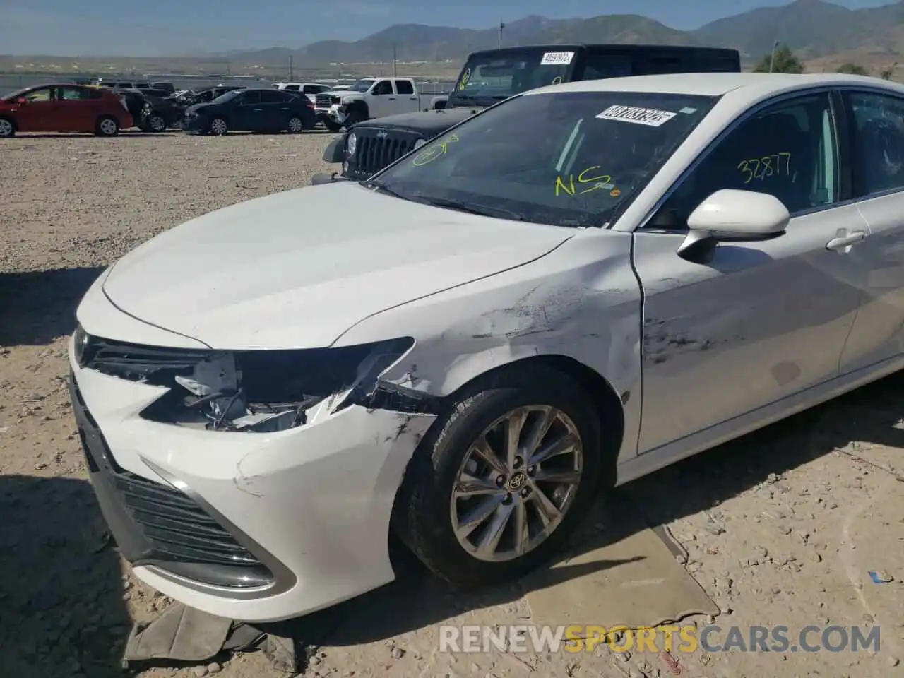 9 Photograph of a damaged car 4T1C11AK1MU426838 TOYOTA CAMRY 2021