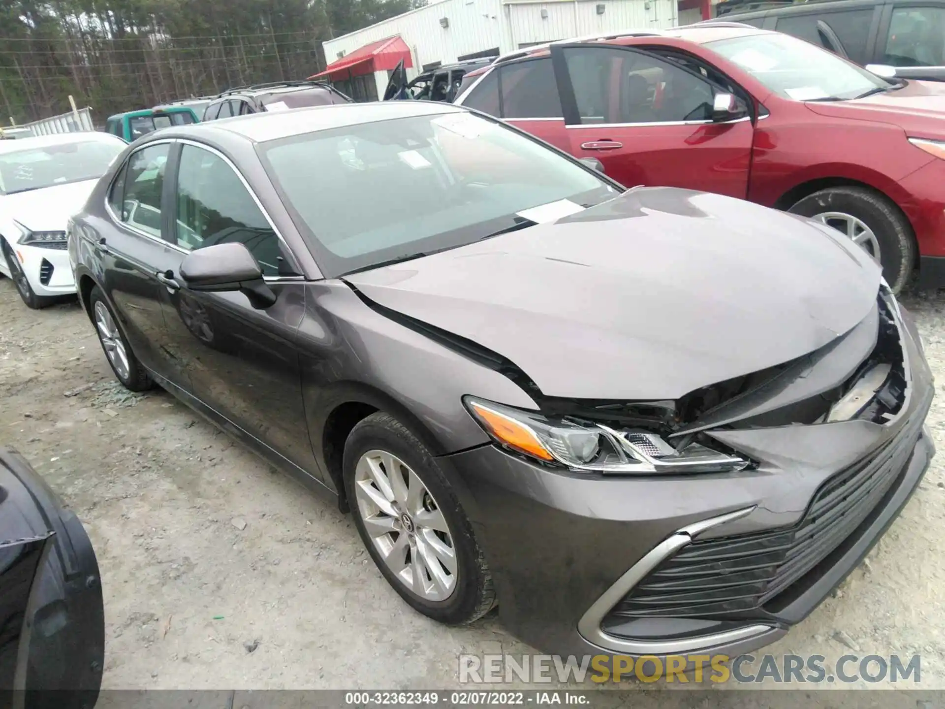 1 Photograph of a damaged car 4T1C11AK1MU437628 TOYOTA CAMRY 2021