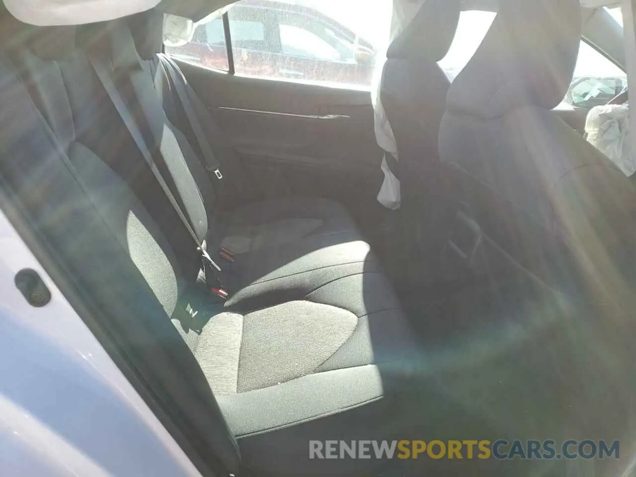 10 Photograph of a damaged car 4T1C11AK1MU449861 TOYOTA CAMRY 2021