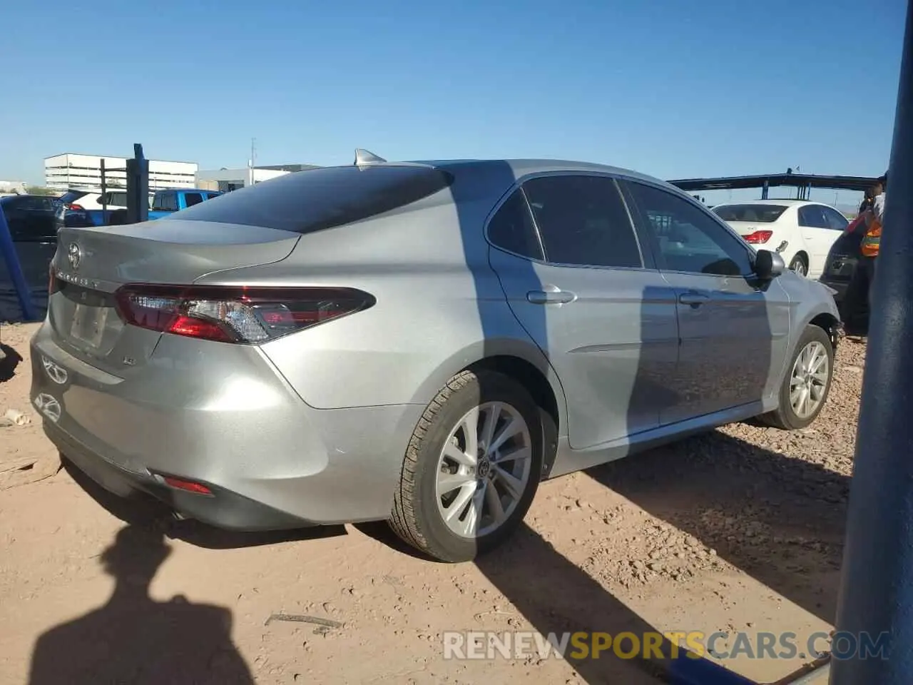 3 Photograph of a damaged car 4T1C11AK1MU472783 TOYOTA CAMRY 2021